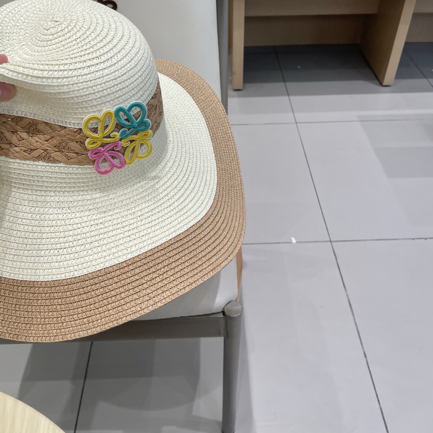  miumiu缪缪新款水桶遮阳帽，遮阳草帽，头围57cm