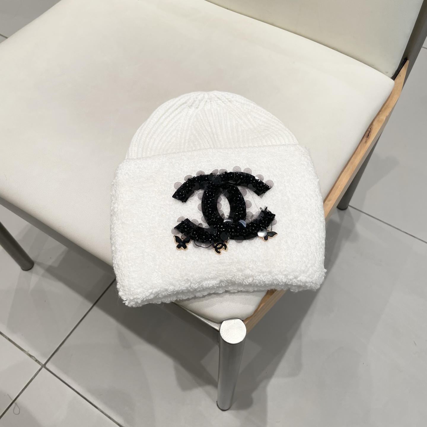 NO:362888,Chanel Chanel high quality 50 rabbit hair, 50 wool wool hat sweet age-reducing knitted hat larger face warm pullover hat winter hat hat straw hat fisherman hat baseball hat knitted hat, hat, chanel, chanel, espadrilles, hatschanel香奈儿高品质50兔毛,50羊毛毛线帽甜美减龄针织帽加大显脸小保暖套头帽冬帽帽子草帽渔夫帽棒球帽针织帽,帽子,chanel,chanel,espadrilles,hats,hat