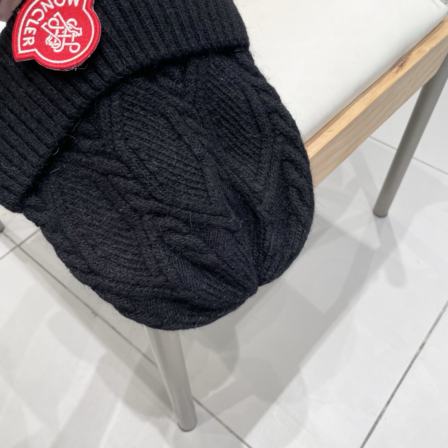 MONCLER蒙口秋冬新款针织羊毛帽，保暖毛线帽，50羊毛%50兔毛，跑量多色