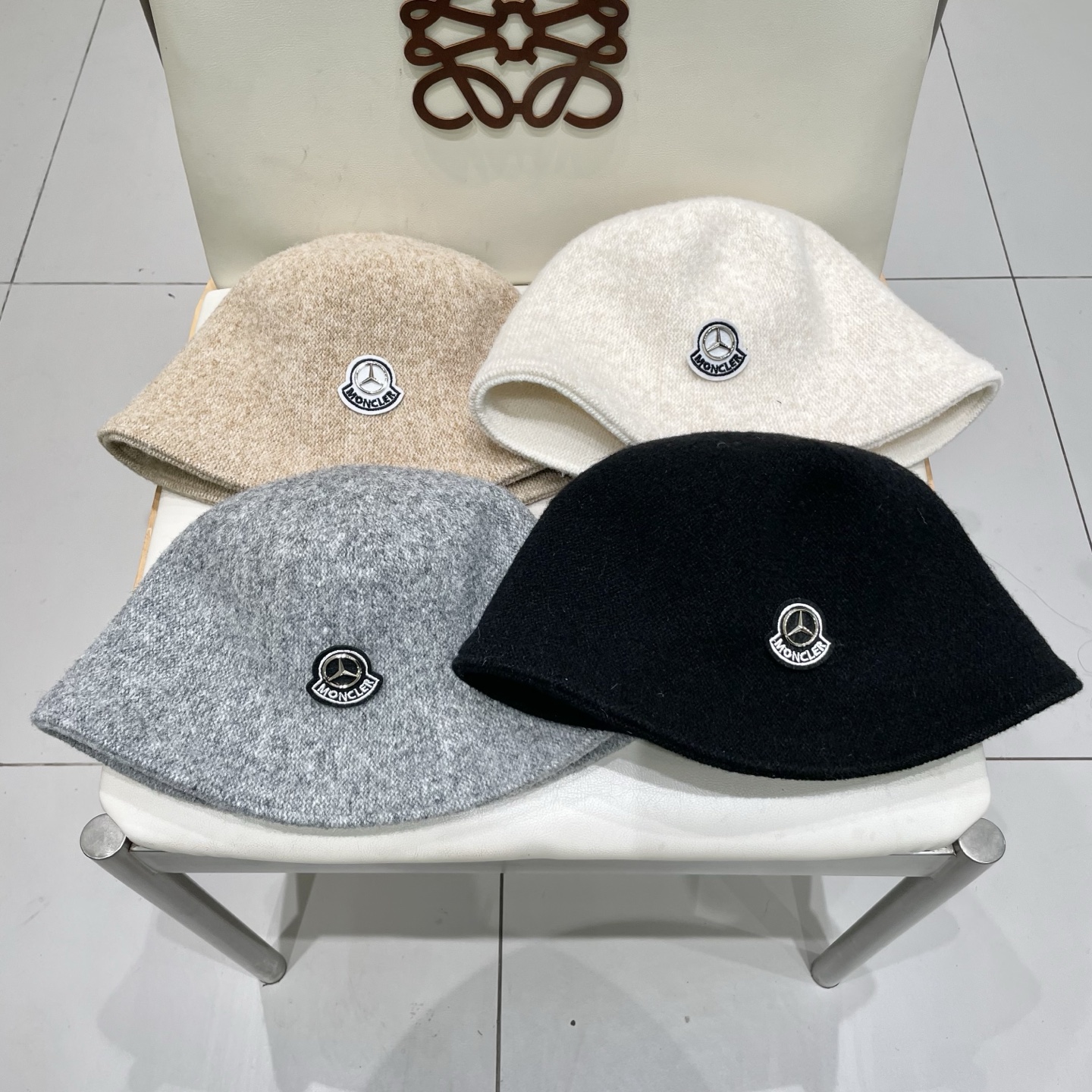  MONCLER蒙口秋冬双面戴小众渔夫帽子女可折叠显脸小纯色百搭简约出游休闲盆帽