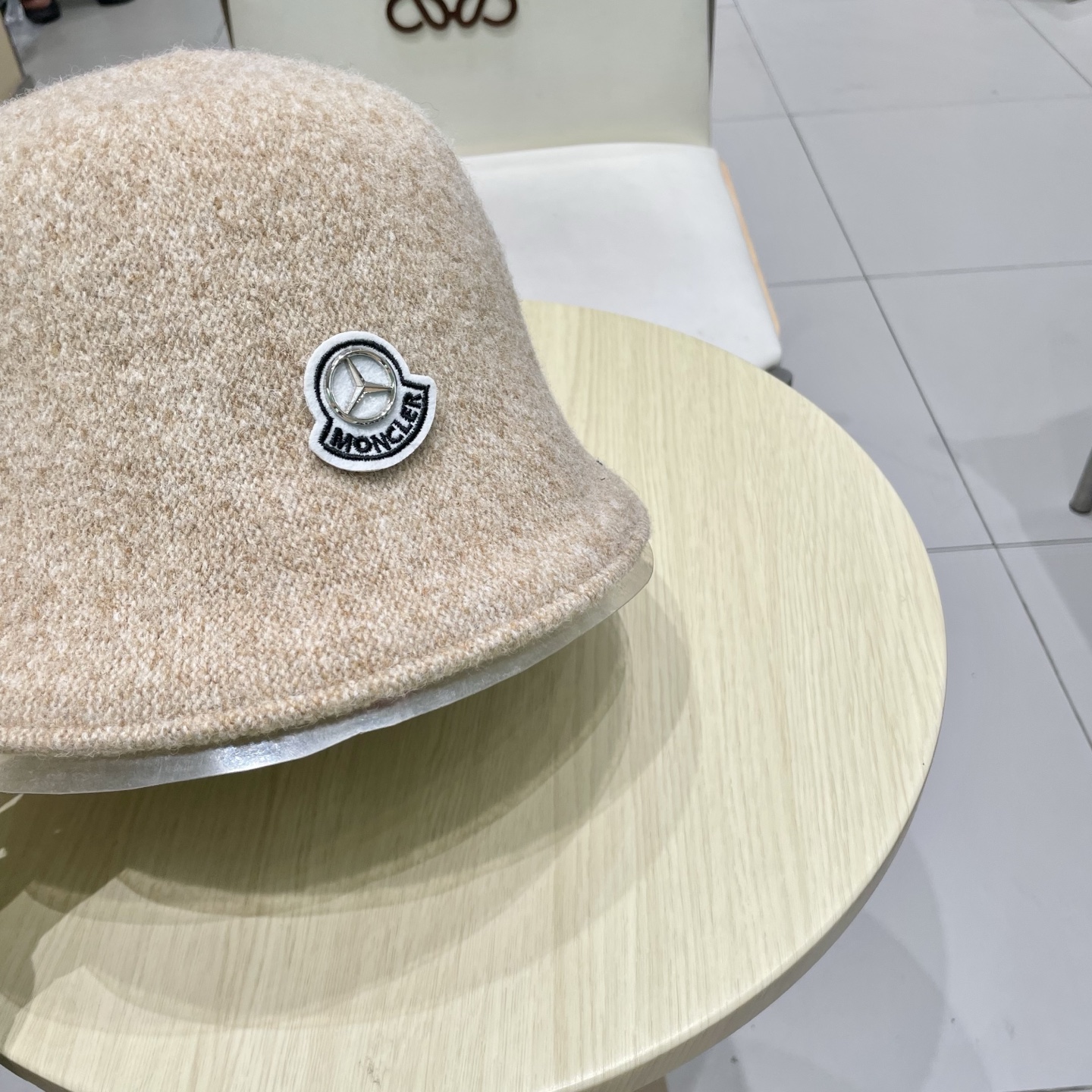 MONCLER蒙口秋冬双面戴小众渔夫帽子女可折叠显脸小纯色百搭简约出游休闲盆帽