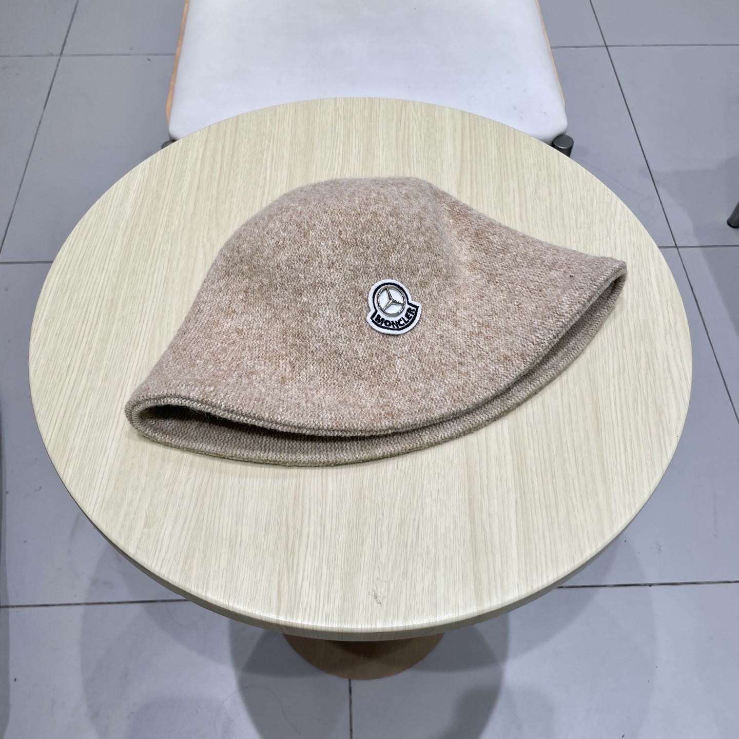 MONCLER蒙口秋冬双面戴小众渔夫帽子女可折叠显脸小纯色百搭简约出游休闲盆帽