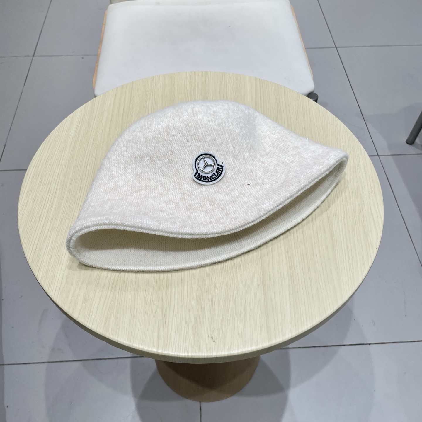 MONCLER蒙口秋冬双面戴小众渔夫帽子女可折叠显脸小纯色百搭简约出游休闲盆帽