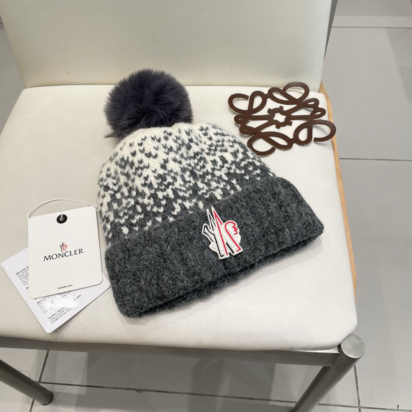 MONCLER蒙口时尚高品质新款时尚百搭韩版休闲宽松显瘦设计感贝雷帽