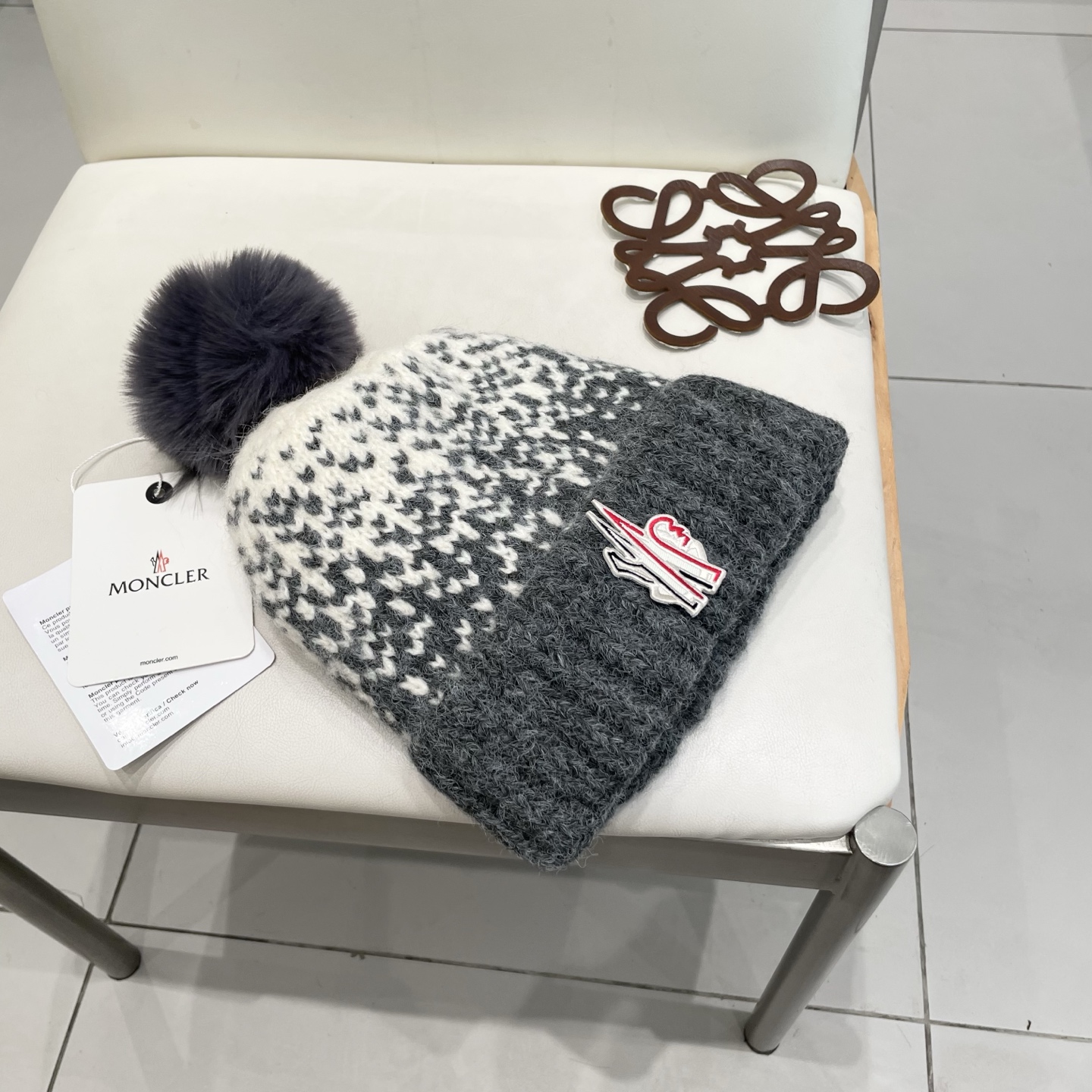 MONCLER蒙口时尚高品质新款时尚百搭韩版休闲宽松显瘦设计感贝雷帽