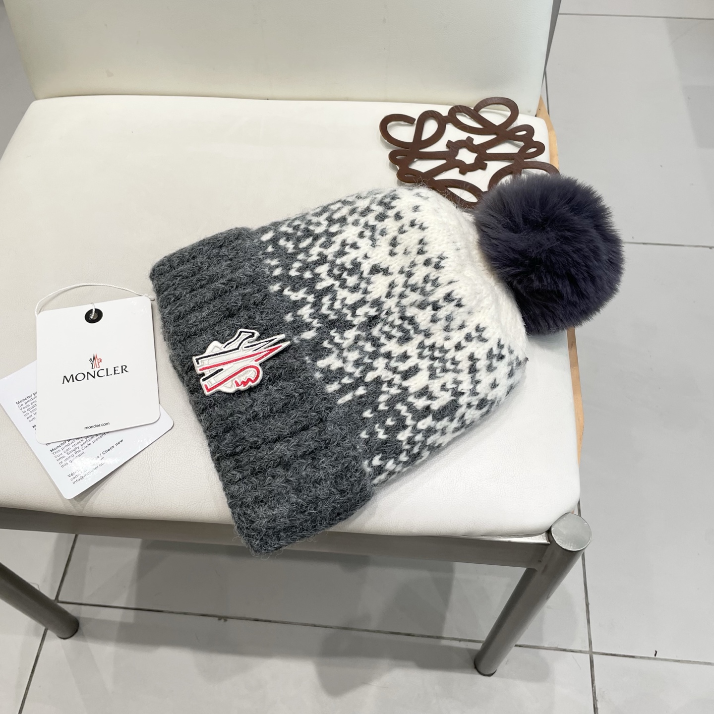 MONCLER蒙口时尚高品质新款时尚百搭韩版休闲宽松显瘦设计感贝雷帽