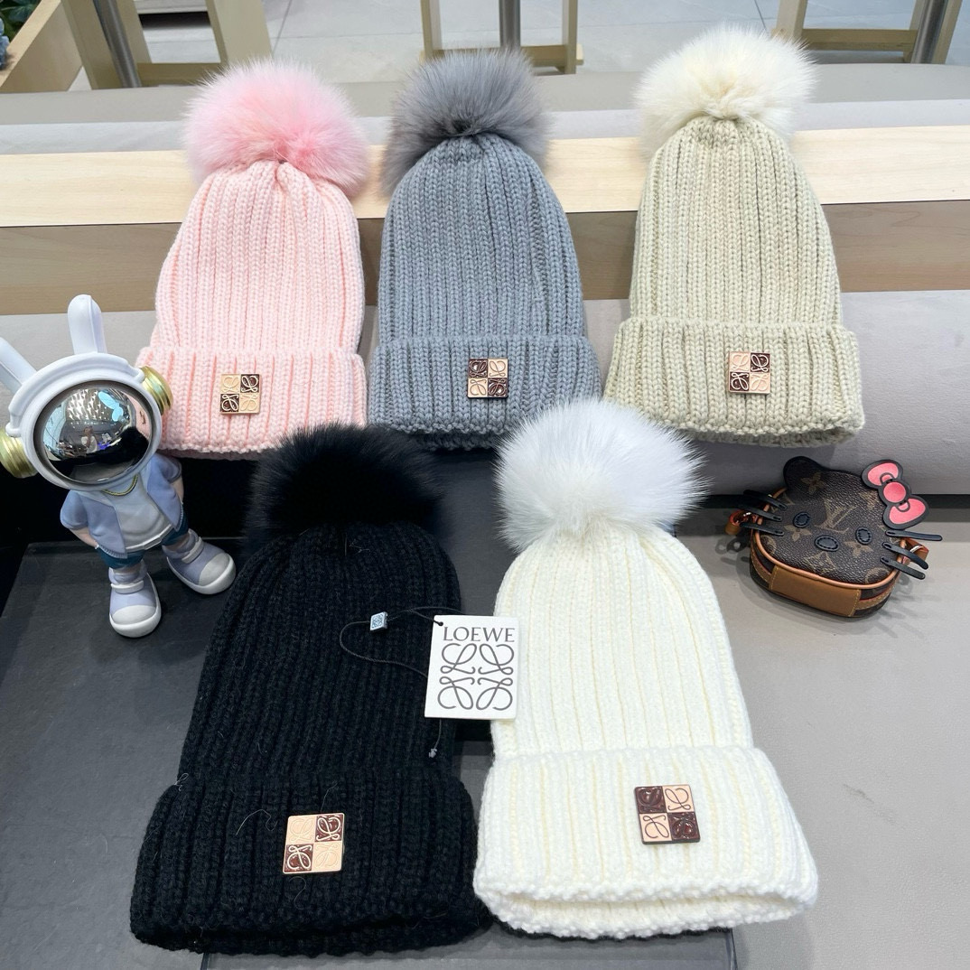   【LOEWE罗意威】2025早秋简约针织毛线帽，毛绒材质，非常百搭
