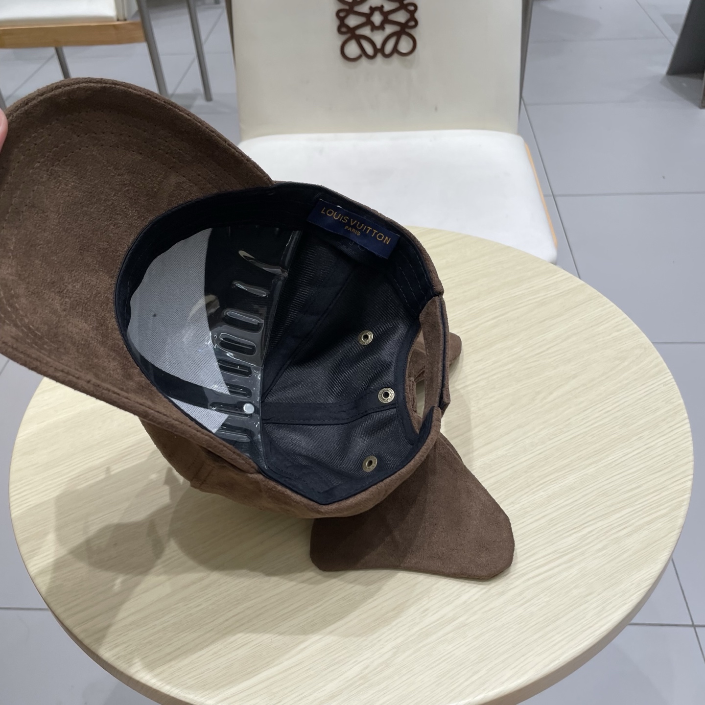  🧢路易威登棒球帽 LouisVuitton设计款蝴蝶结棒球帽鹿茸皮硬顶显瘦帽子女秋冬减龄有型显瘦鸭舌帽