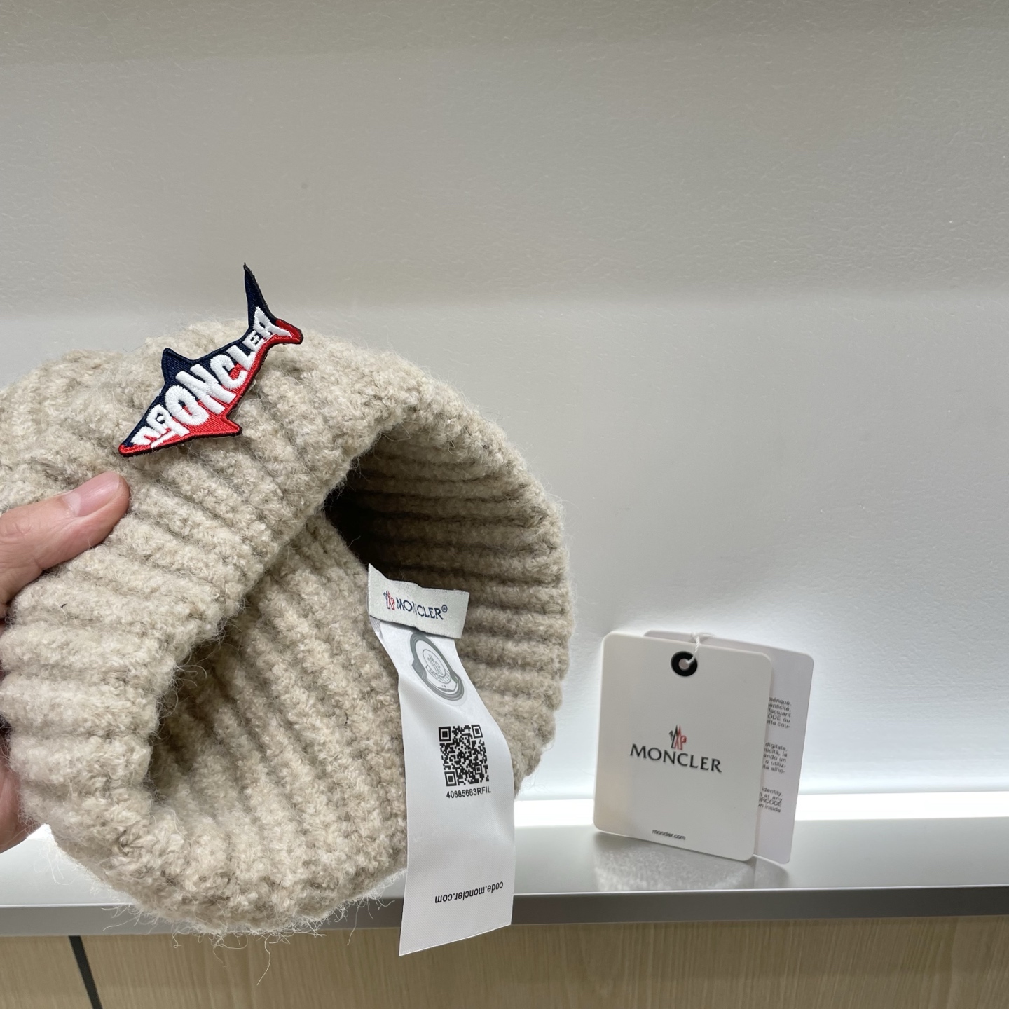  蒙口Moncler盟可睐💥官网经典针织帽，原单复刻.非常柔软亲肤，弹性很好💓有质感又非常百搭的款式~保