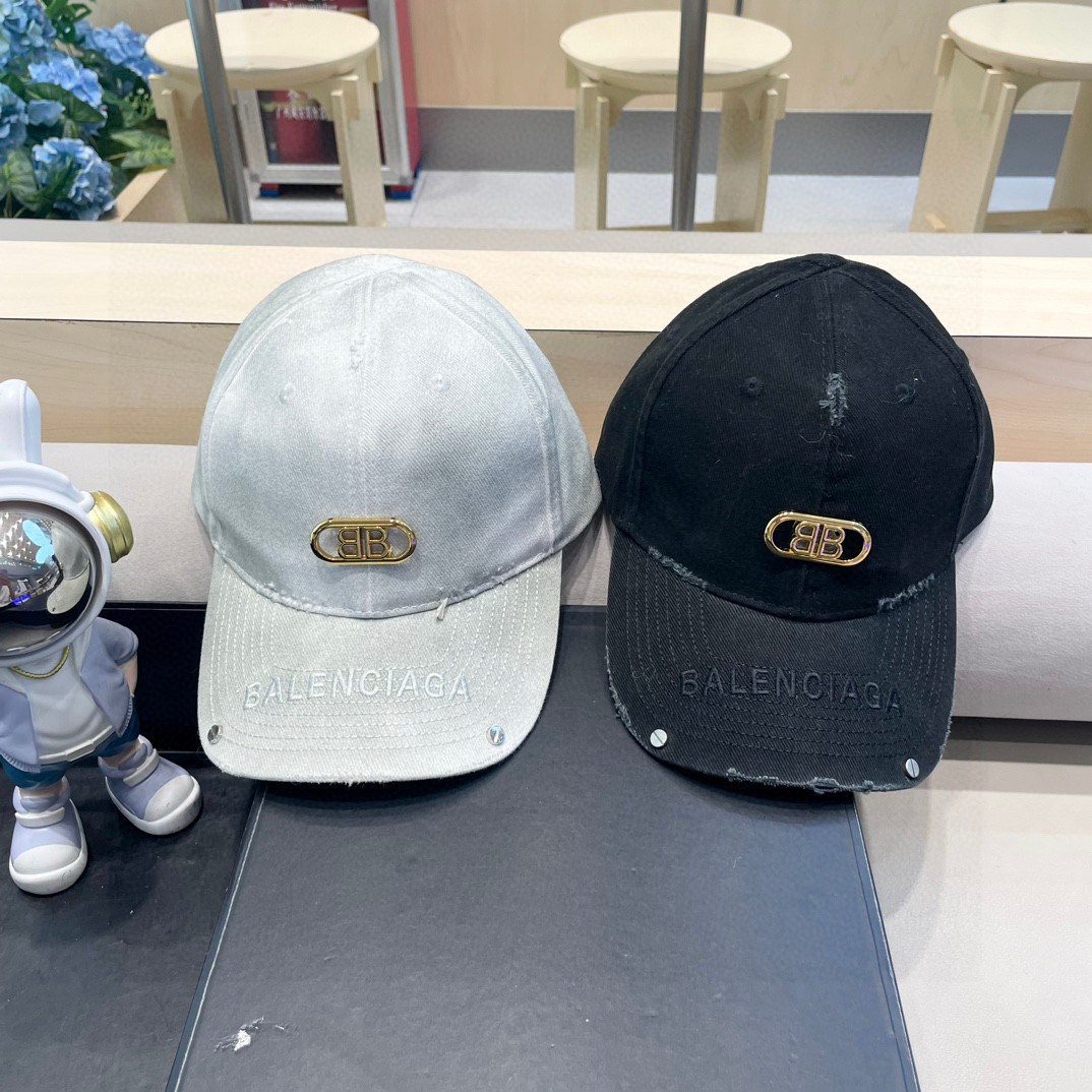   Balenciaga（巴黎世家）新款原单棒球帽，黑白拼色，11开模订制，全新立体刺绣，精致无暇！原版