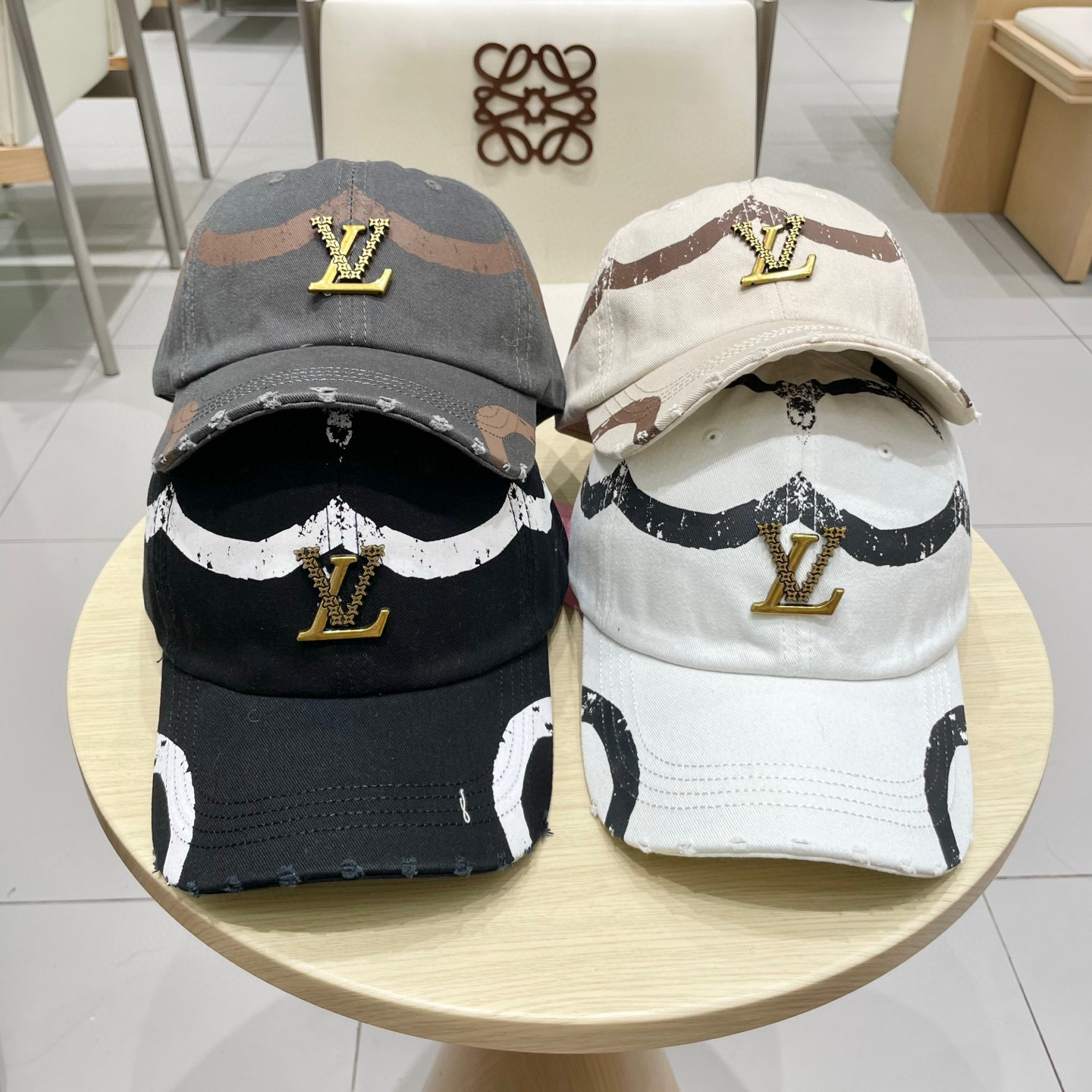  LV路易威登 专柜新款提花款棒球帽🧢很潮！休闲运动款，经典制作，超级好搭衣服！显脸小
