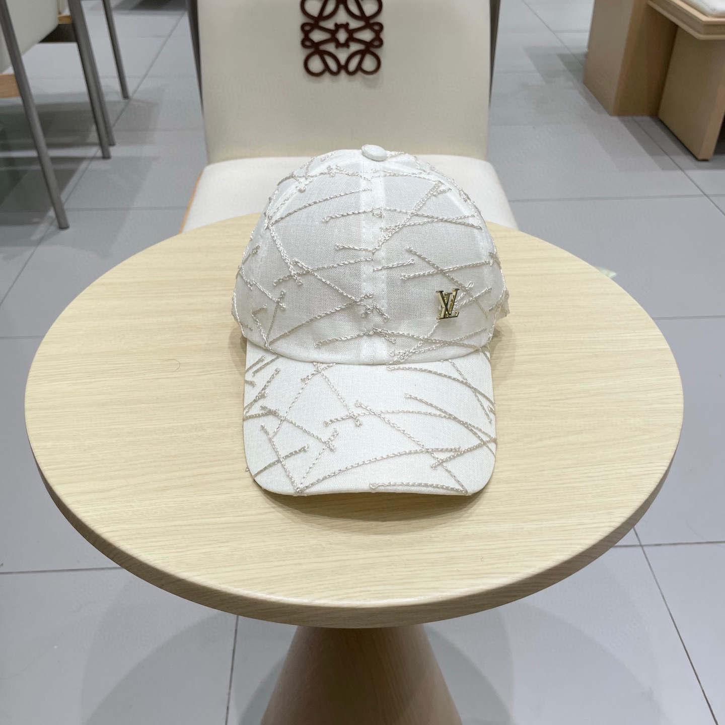  🧢LV路易威登🧢 官网高版出货，网棒球帽，四季可用，出门必备，非常显脸小