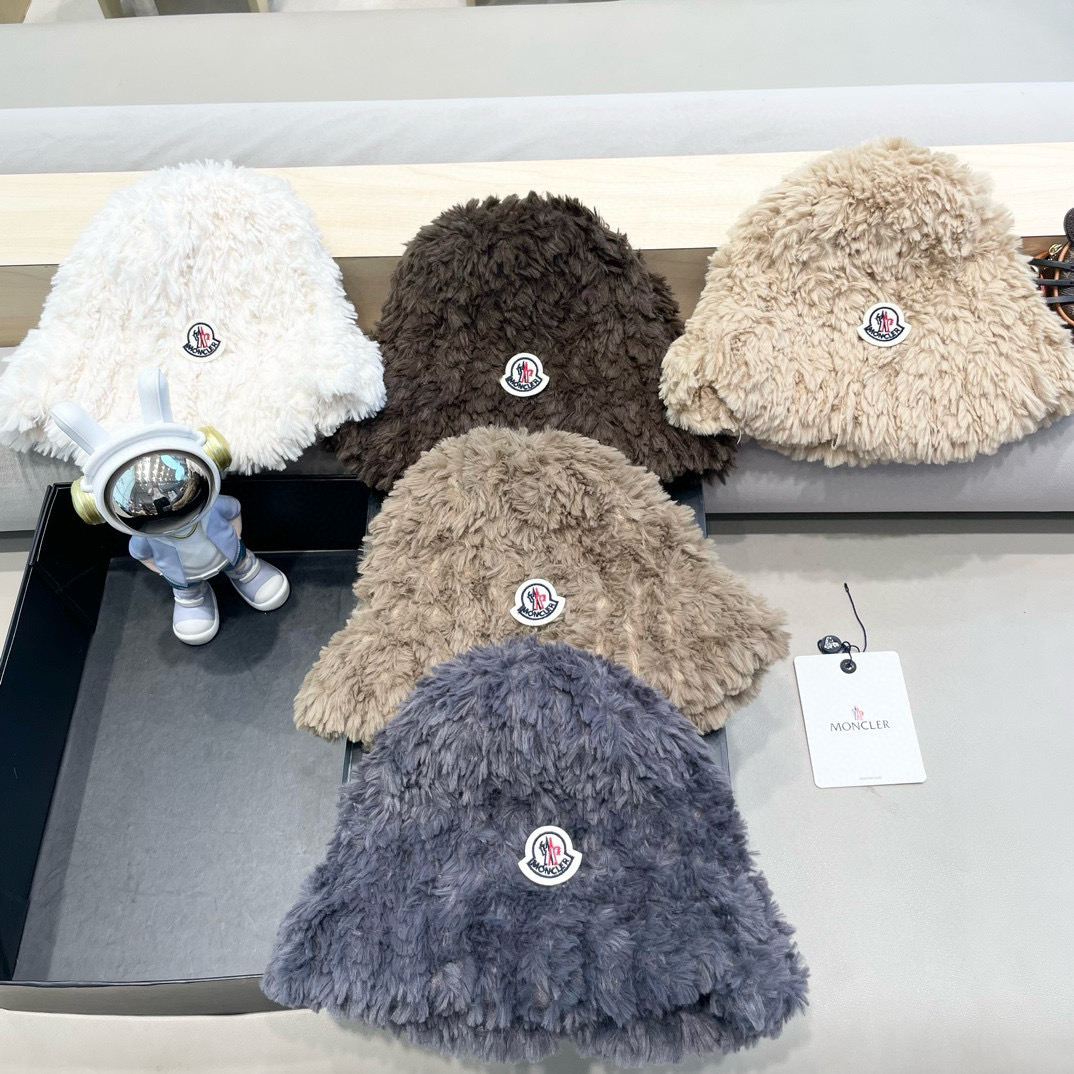   moncler毛绒渔夫帽女秋冬季保暖包头显脸小复古白色毛毛帽子大头围针织帽