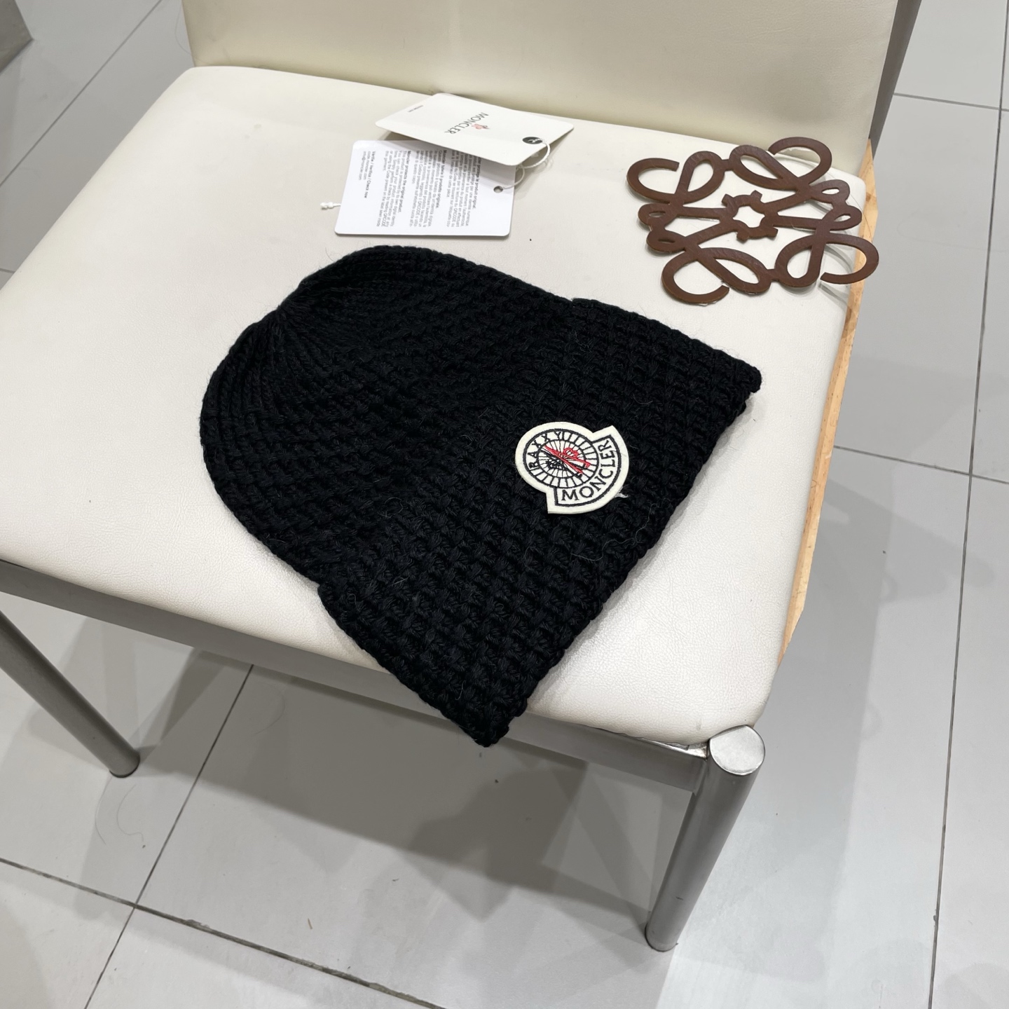  蒙口官方热卖爆款，70羊毛30兔毛针织毛线帽，时尚好品质高端大气，超柔软！超火爆💖质感很赞，出街超好搭