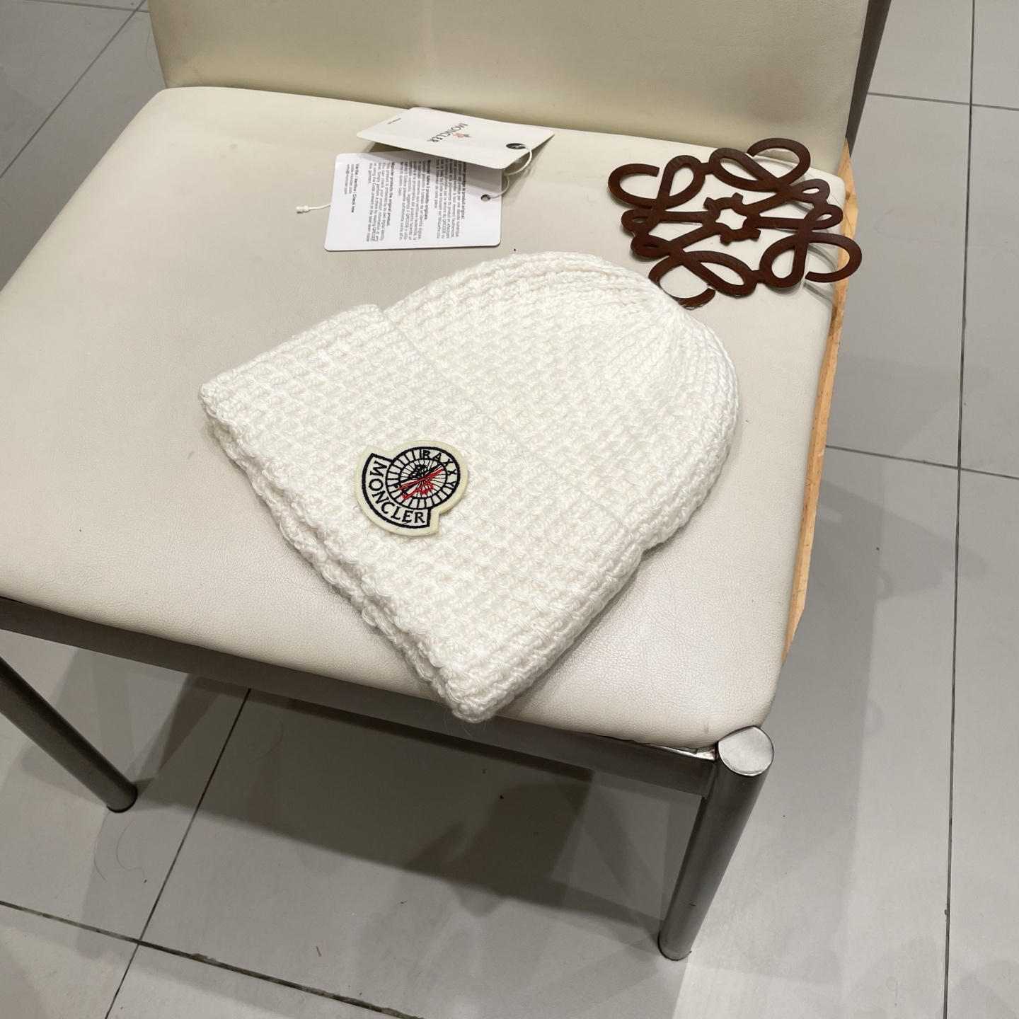  蒙口官方热卖爆款，70羊毛30兔毛针织毛线帽，时尚好品质高端大气，超柔软！超火爆💖质感很赞，出街超好搭