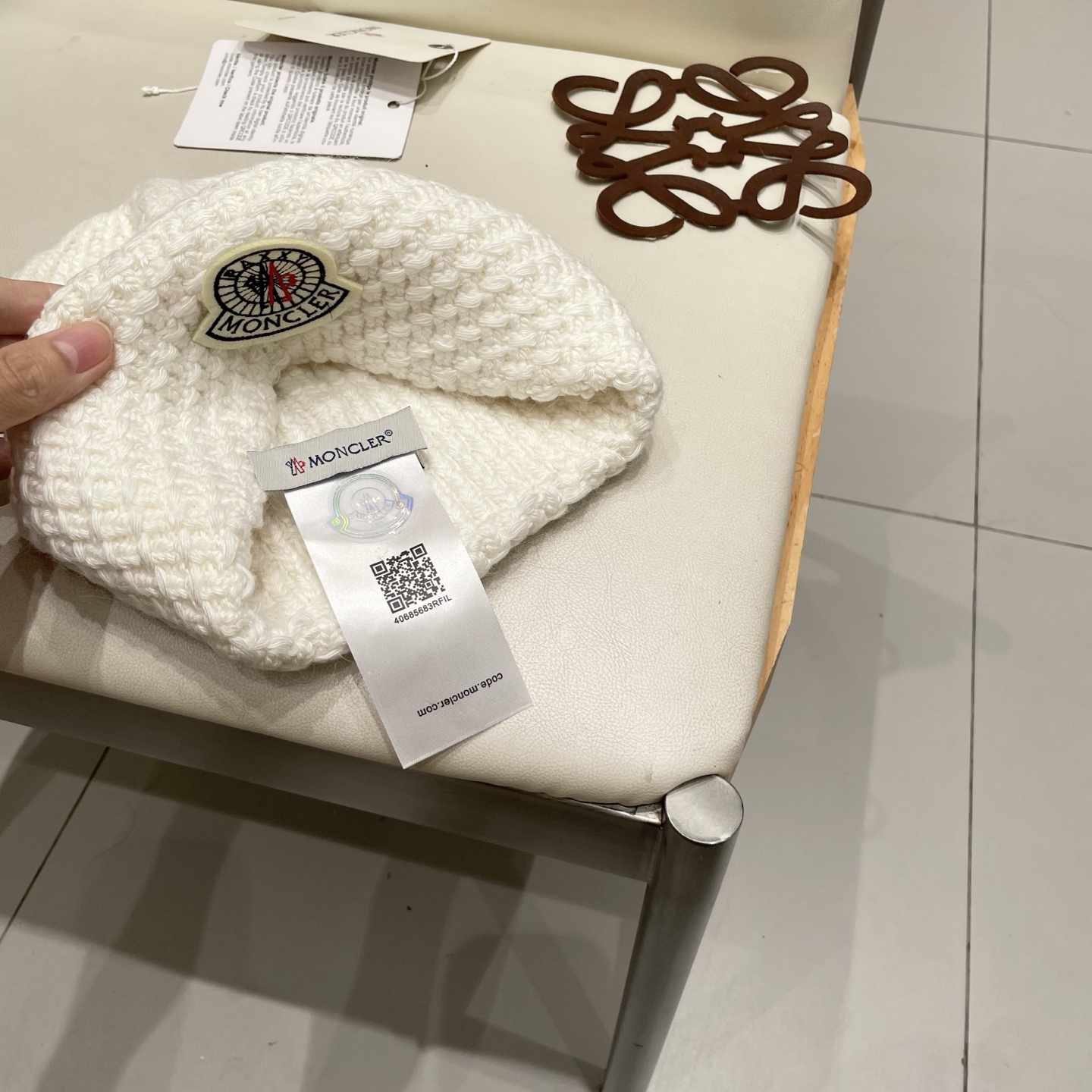  蒙口官方热卖爆款，70羊毛30兔毛针织毛线帽，时尚好品质高端大气，超柔软！超火爆💖质感很赞，出街超好搭