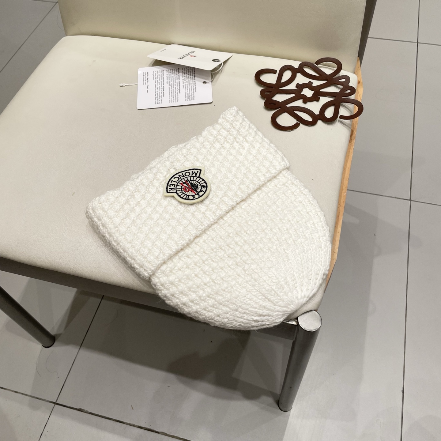  蒙口官方热卖爆款，70羊毛30兔毛针织毛线帽，时尚好品质高端大气，超柔软！超火爆💖质感很赞，出街超好搭