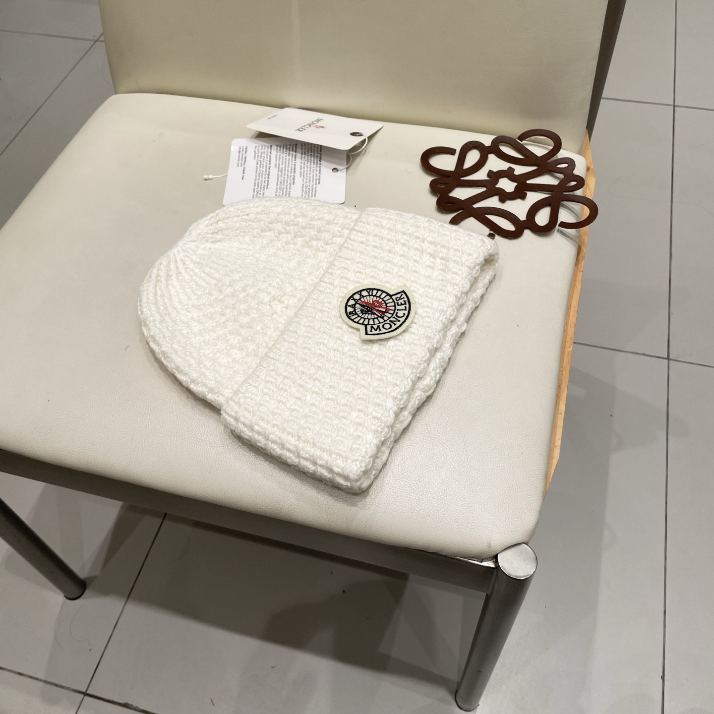  蒙口官方热卖爆款，70羊毛30兔毛针织毛线帽，时尚好品质高端大气，超柔软！超火爆💖质感很赞，出街超好搭