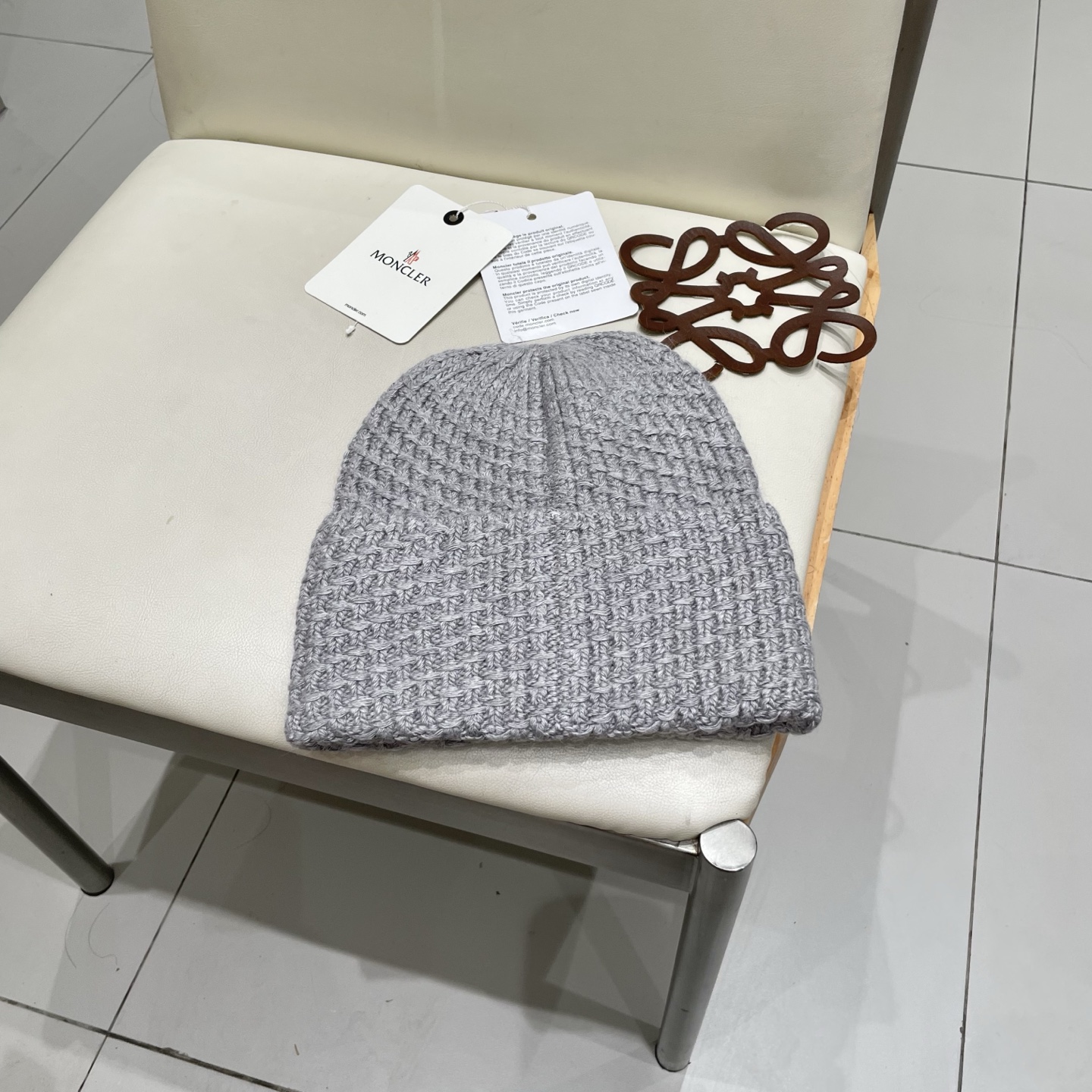  蒙口官方热卖爆款，70羊毛30兔毛针织毛线帽，时尚好品质高端大气，超柔软！超火爆💖质感很赞，出街超好搭