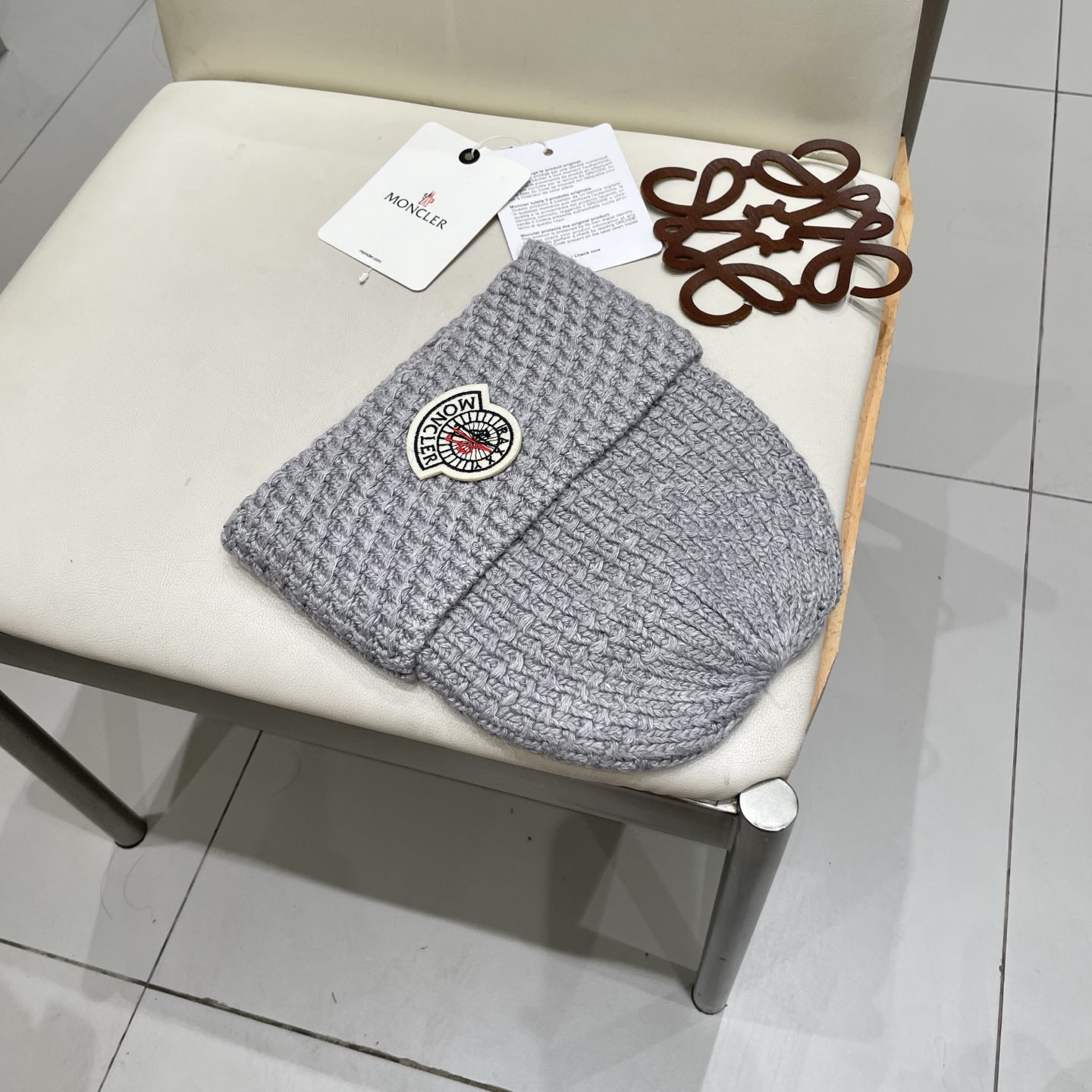  蒙口官方热卖爆款，70羊毛30兔毛针织毛线帽，时尚好品质高端大气，超柔软！超火爆💖质感很赞，出街超好搭