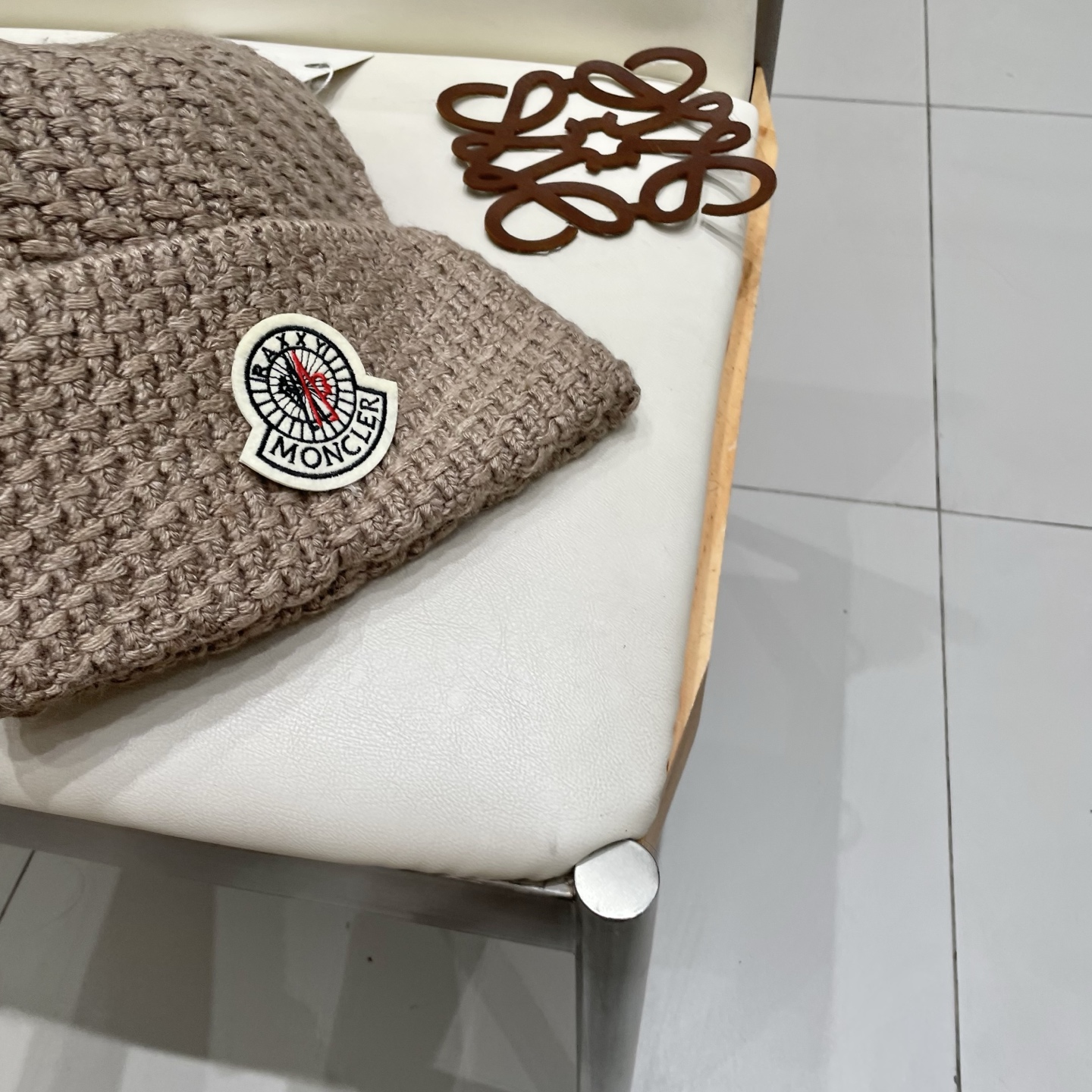  蒙口官方热卖爆款，70羊毛30兔毛针织毛线帽，时尚好品质高端大气，超柔软！超火爆💖质感很赞，出街超好搭