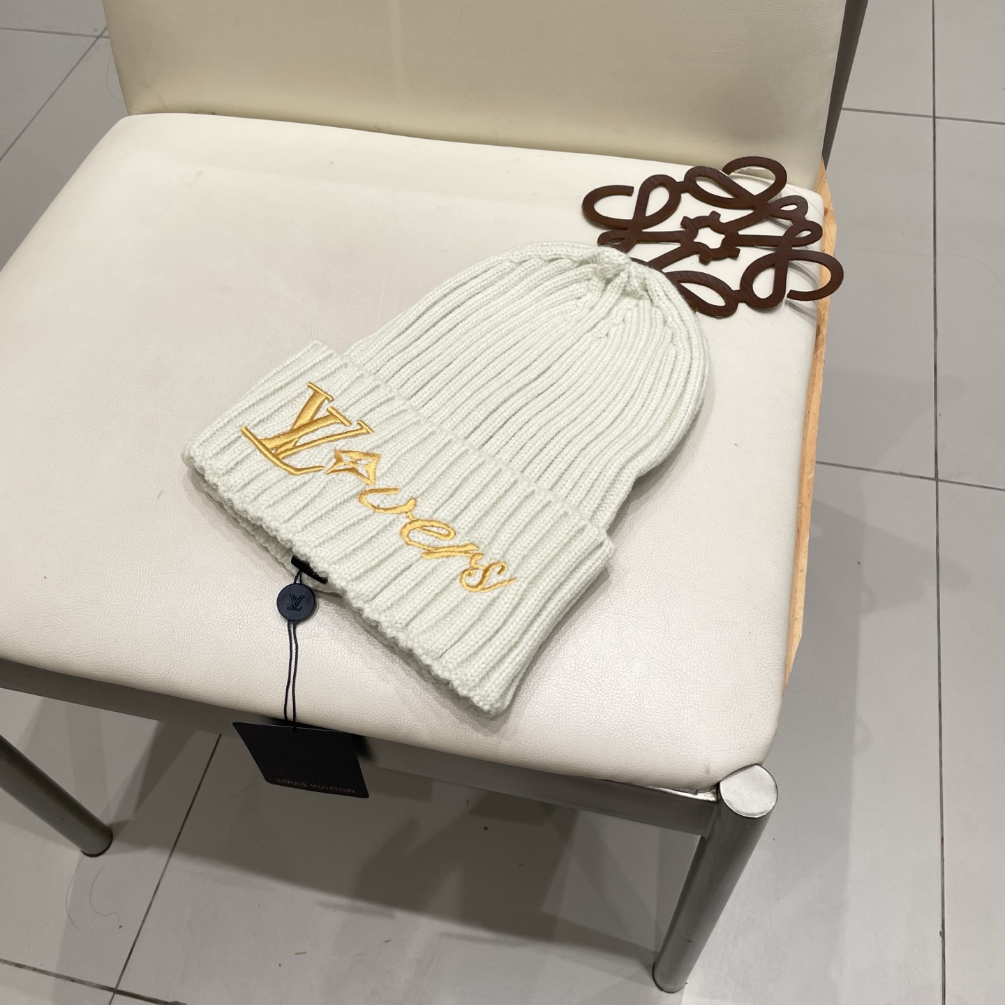   LV路易威登 2025秋冬新款毛线帽，男女款针织帽，