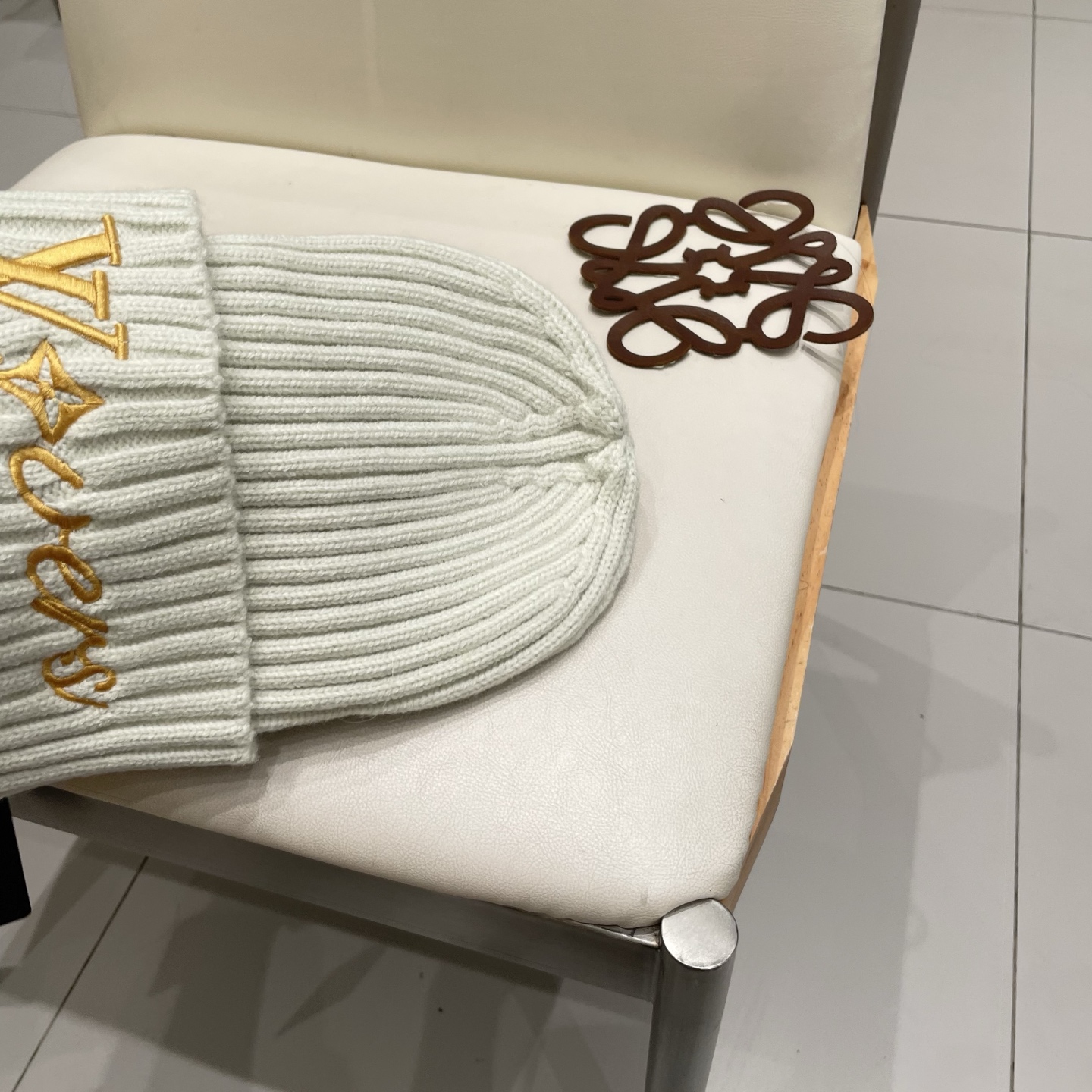   LV路易威登 2025秋冬新款毛线帽，男女款针织帽，