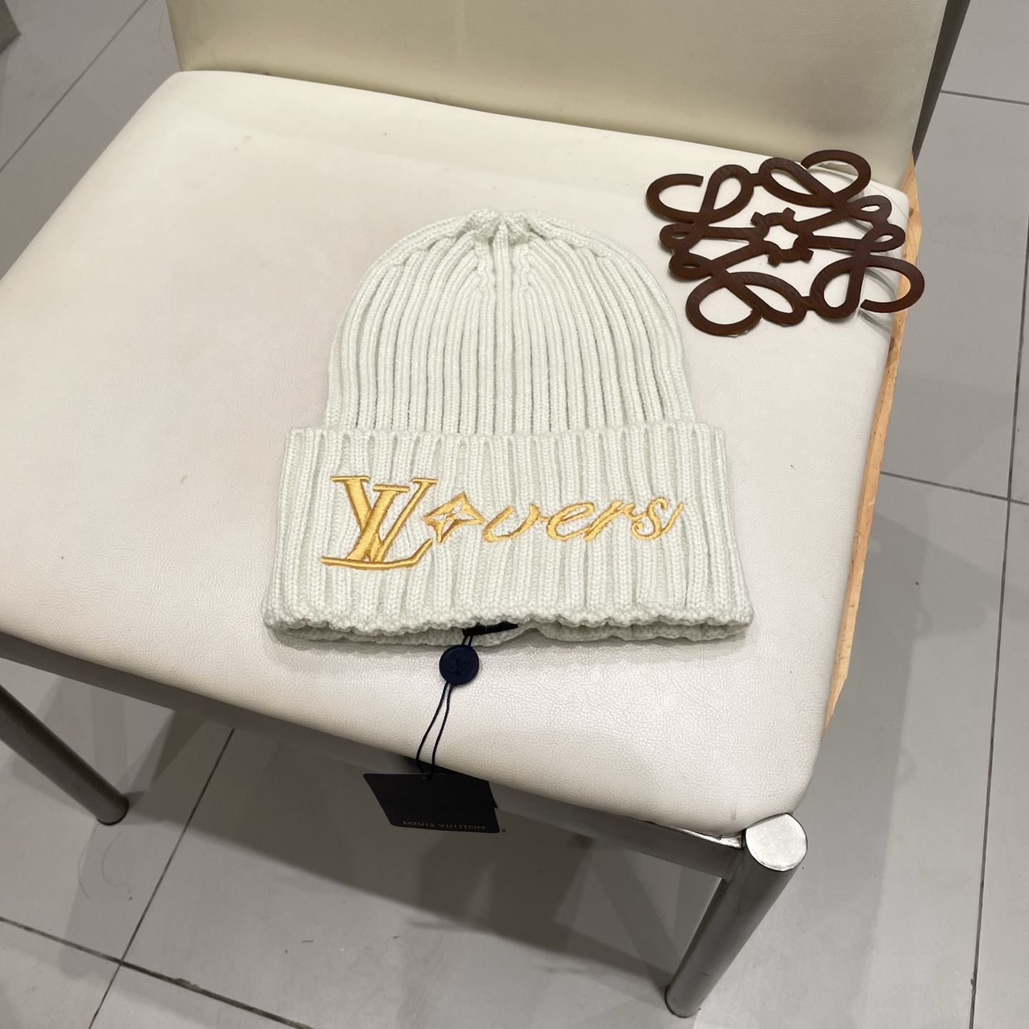   LV路易威登 2025秋冬新款毛线帽，男女款针织帽，