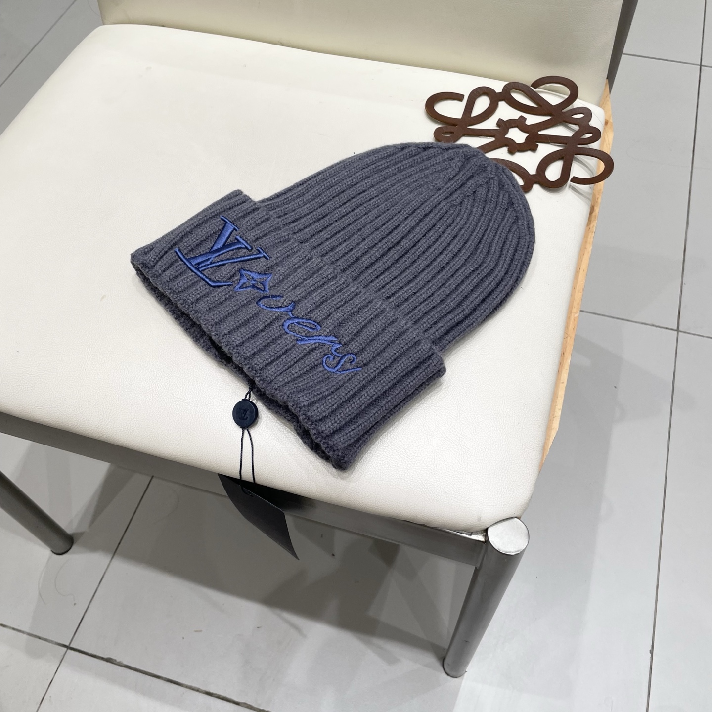   LV路易威登 2025秋冬新款毛线帽，男女款针织帽，