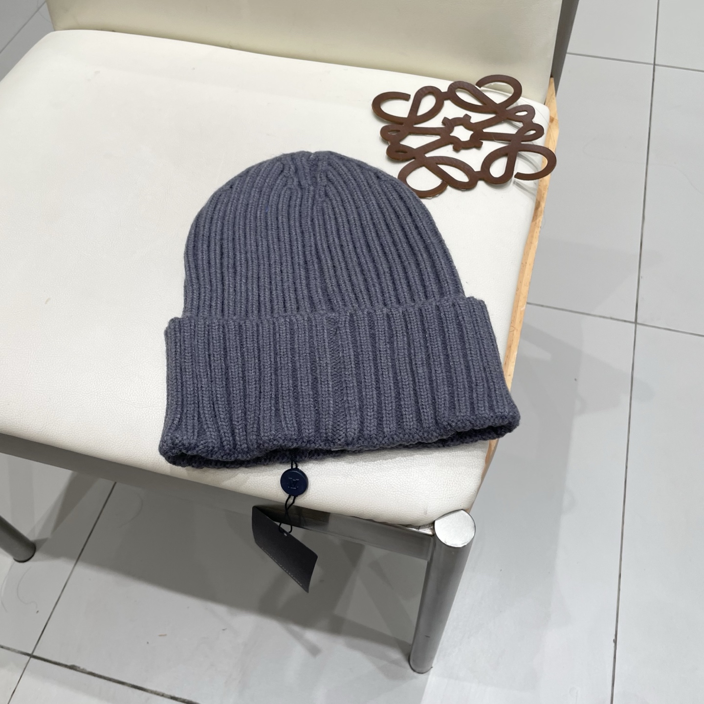   LV路易威登 2025秋冬新款毛线帽，男女款针织帽，