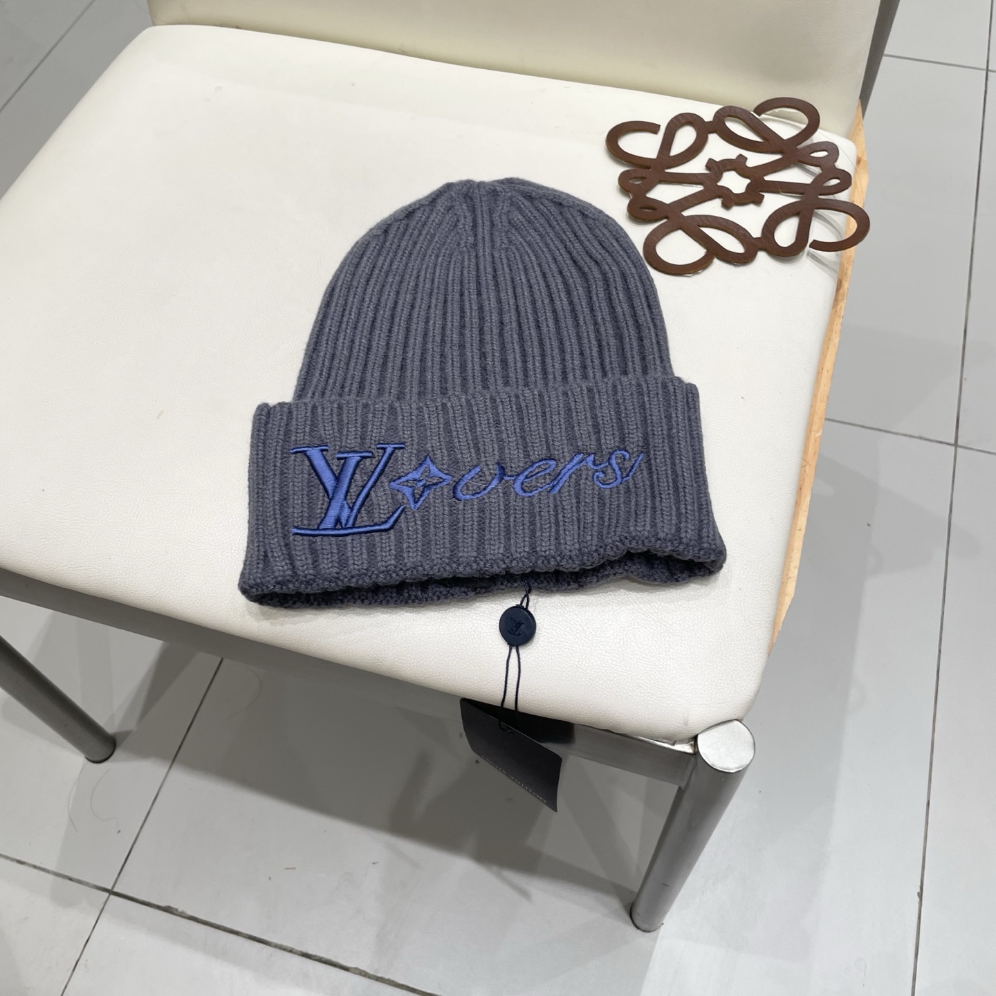   LV路易威登 2025秋冬新款毛线帽，男女款针织帽，
