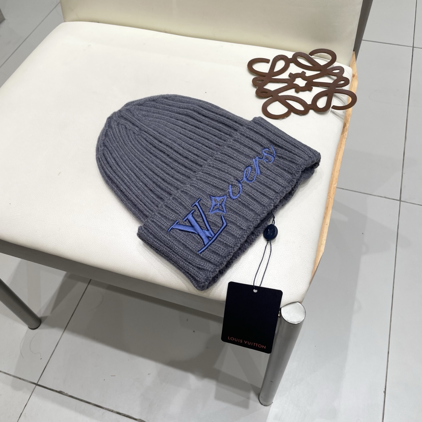   LV路易威登 2025秋冬新款毛线帽，男女款针织帽，