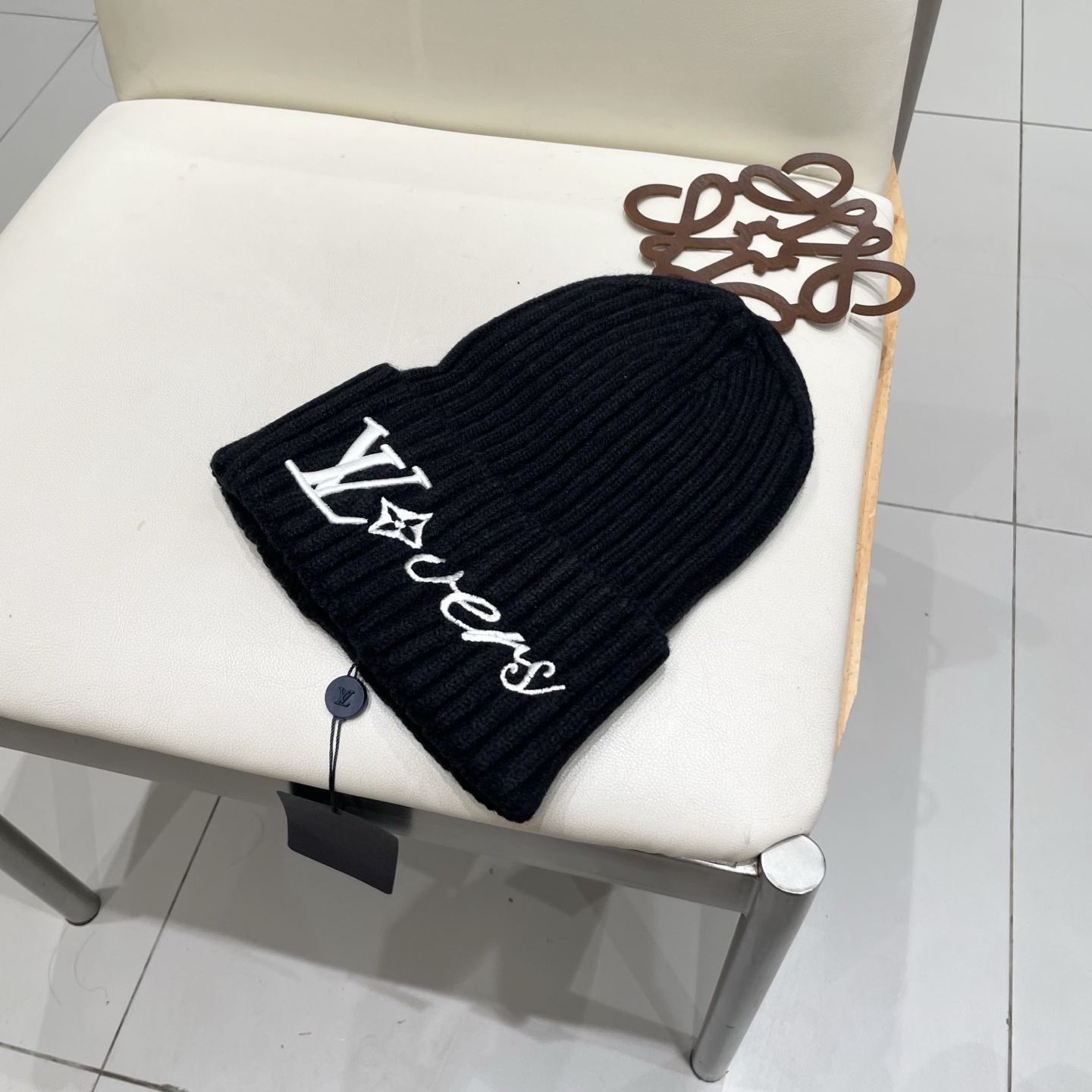   LV路易威登 2025秋冬新款毛线帽，男女款针织帽，