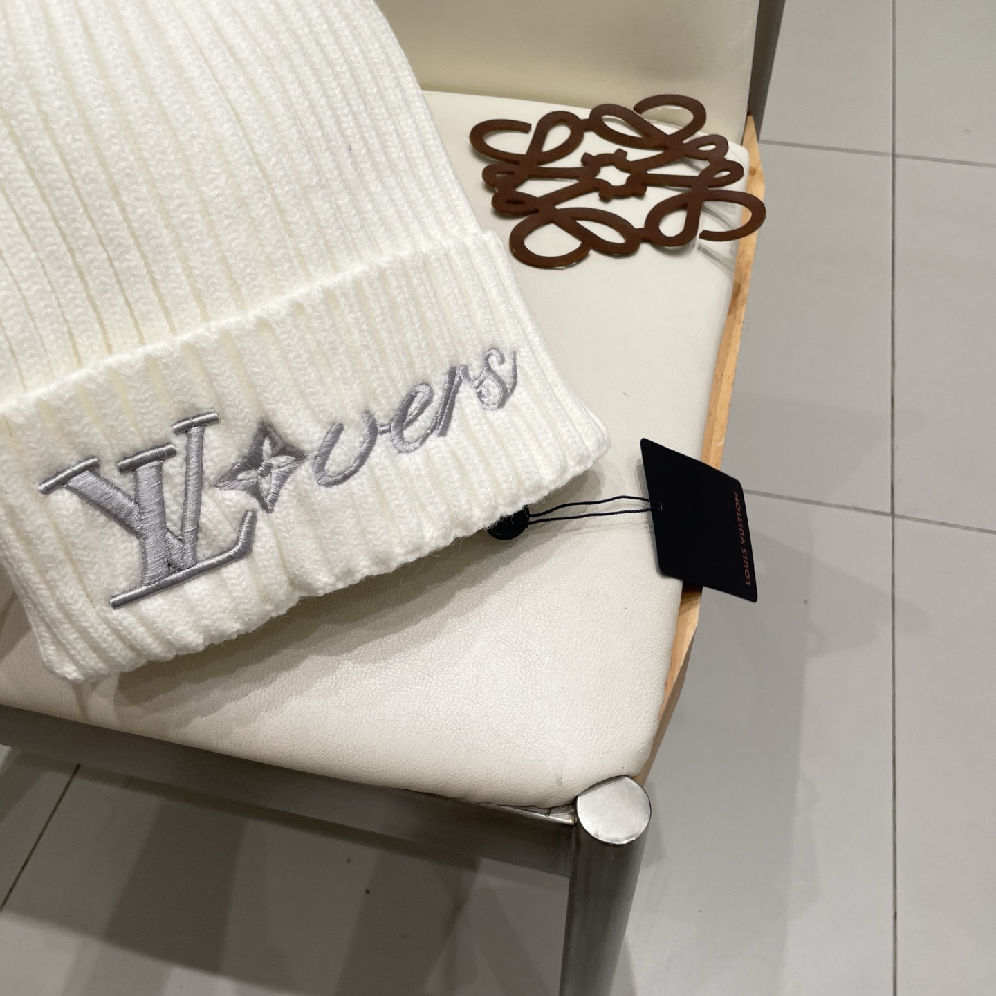   LV路易威登 2025秋冬新款毛线帽，男女款针织帽，