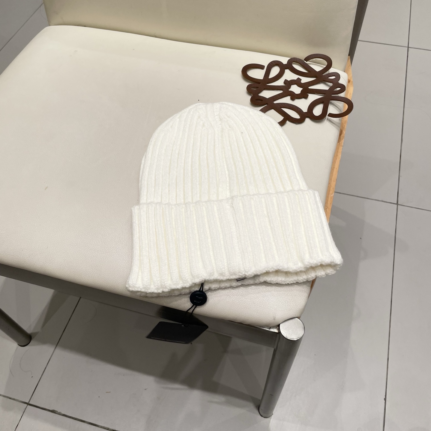   LV路易威登 2025秋冬新款毛线帽，男女款针织帽，