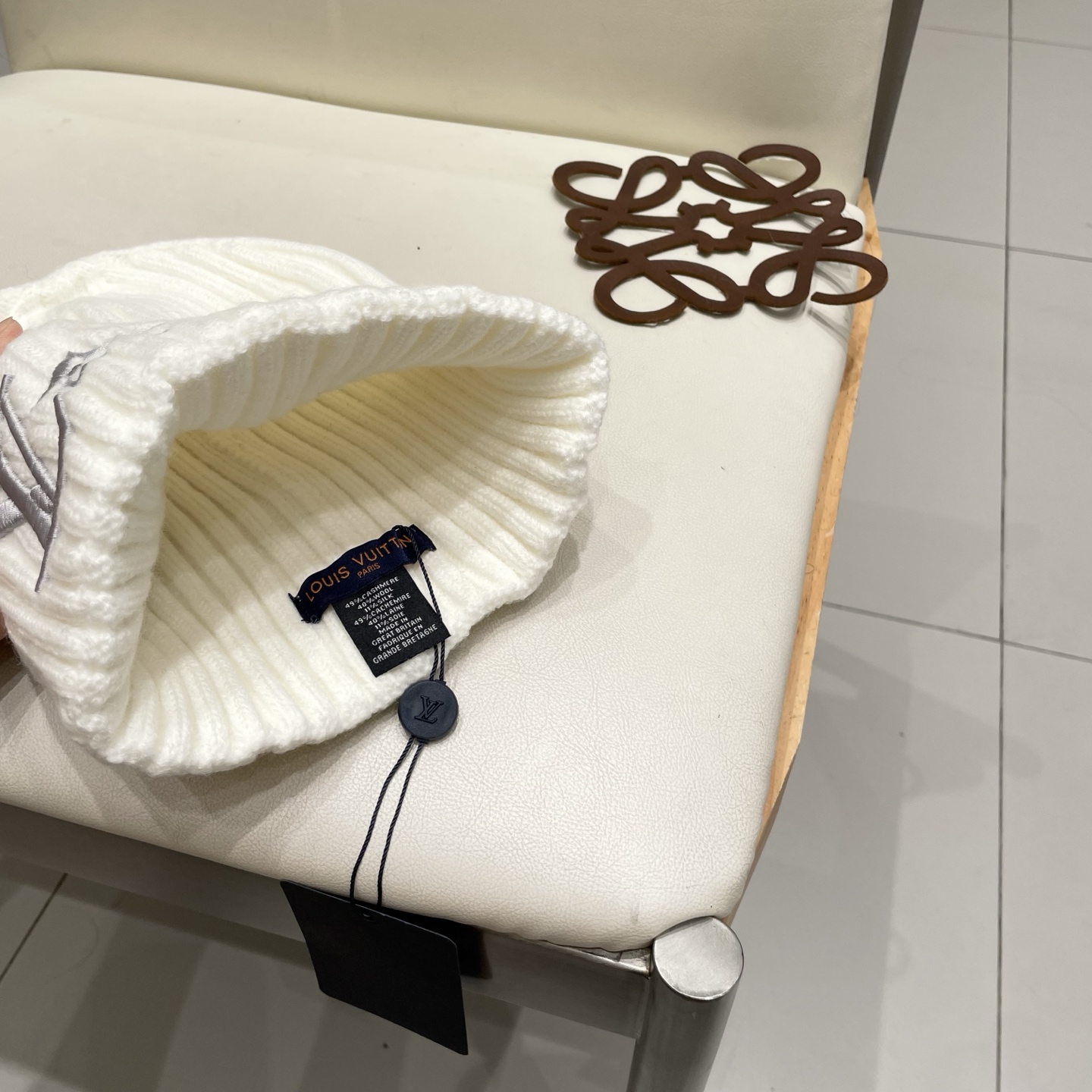   LV路易威登 2025秋冬新款毛线帽，男女款针织帽，