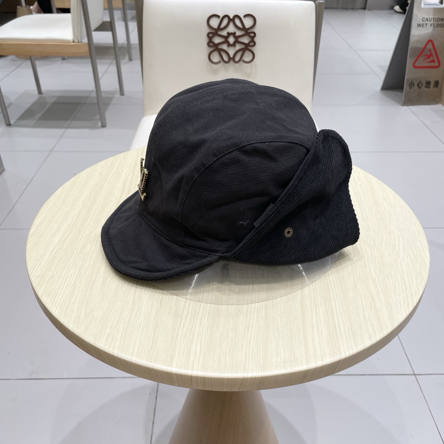 🧢路易威登棒球帽 LouisVuitton😍25秋冬双面可戴灯芯绒保暖雷锋帽户外防风护耳东北飞行员帽滑雪