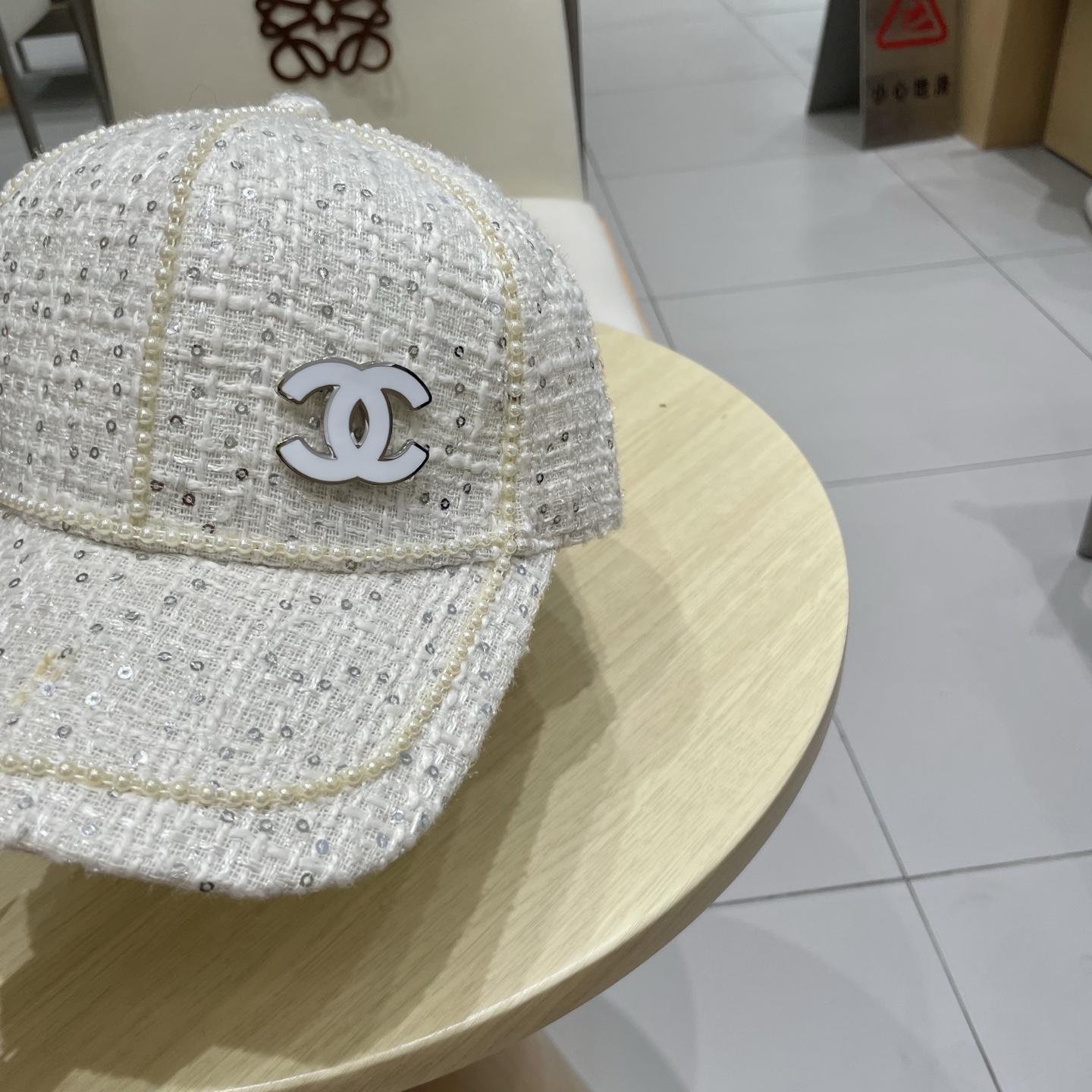  CHANEL 香奈儿 秋冬新款棒球帽 珍珠重工制作大气👈🏻👍休闲时尚👩潮流又有范👍百搭款！