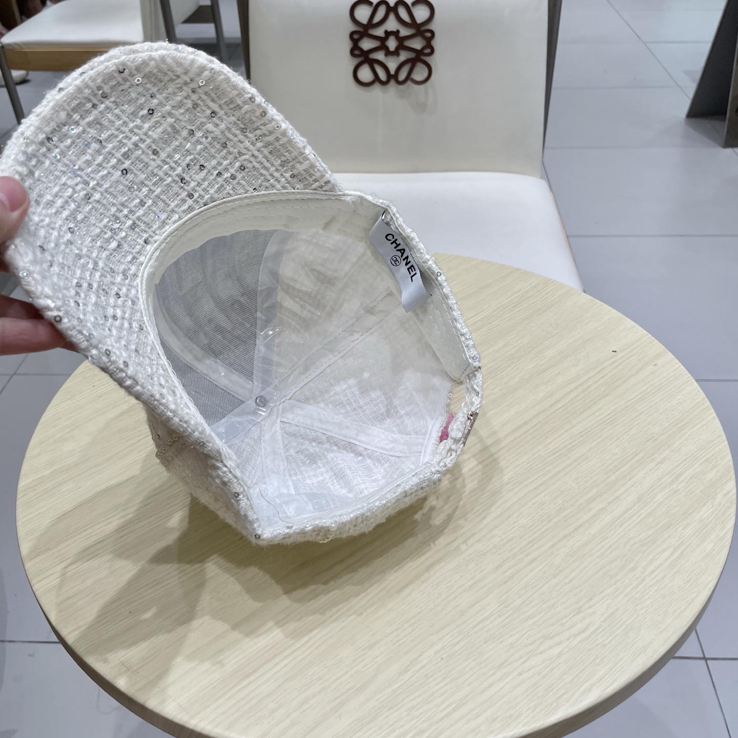  CHANEL 香奈儿 秋冬新款棒球帽 珍珠重工制作大气👈🏻👍休闲时尚👩潮流又有范👍百搭款！