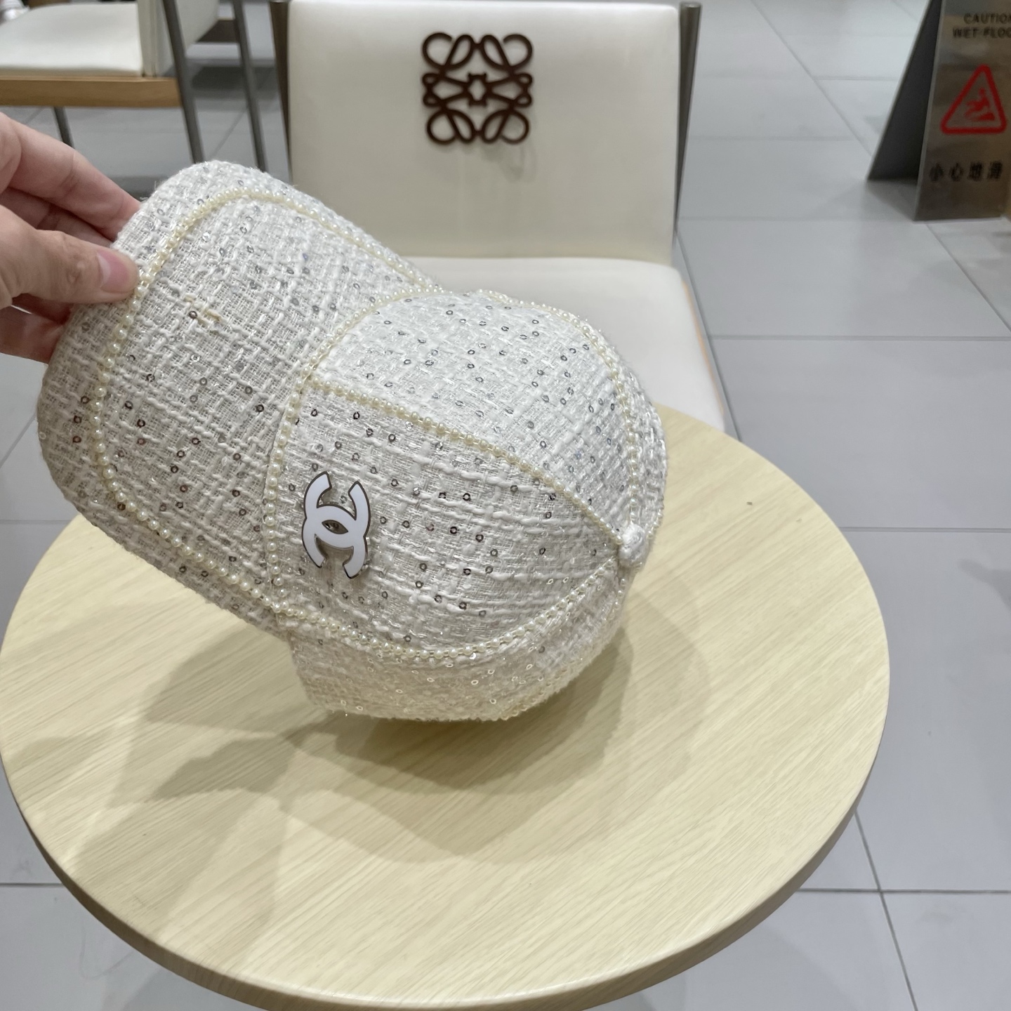  CHANEL 香奈儿 秋冬新款棒球帽 珍珠重工制作大气👈🏻👍休闲时尚👩潮流又有范👍百搭款！