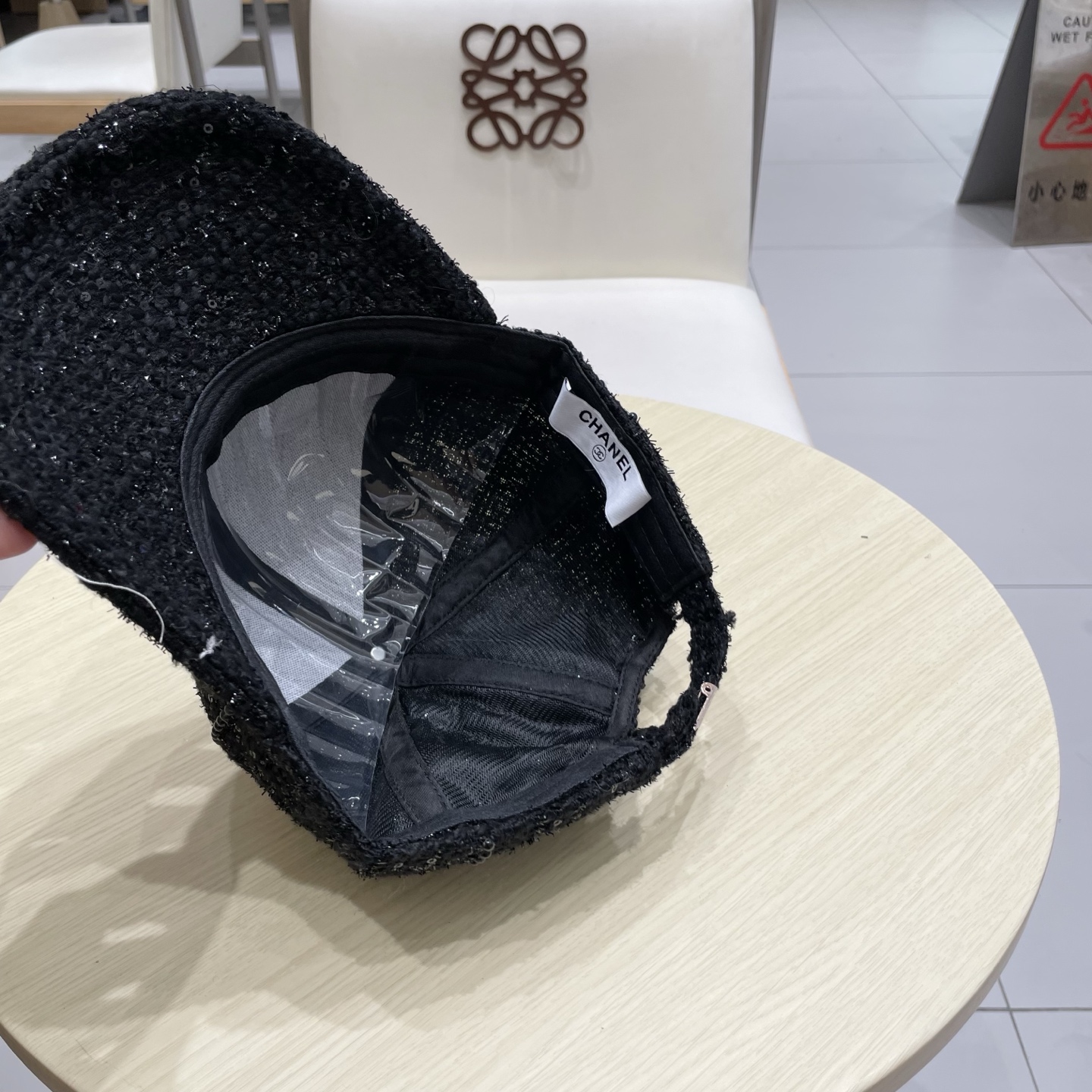 CHANEL 香奈儿 秋冬新款棒球帽 珍珠重工制作大气👈🏻👍休闲时尚👩潮流又有范👍百搭款！