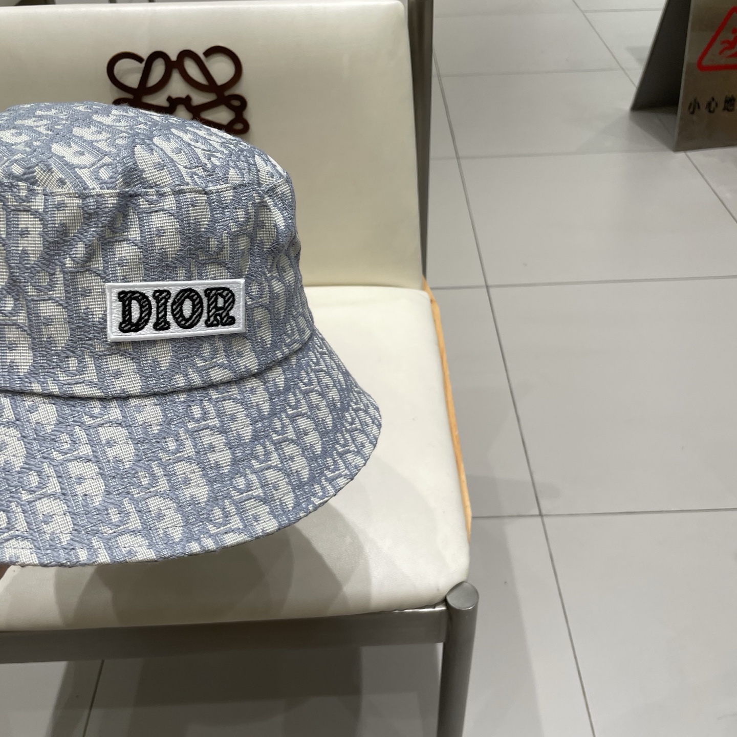  Dior 迪奥 新款原单渔夫帽， 精致純也格调很有感觉，很酷很时尚，质量超赞