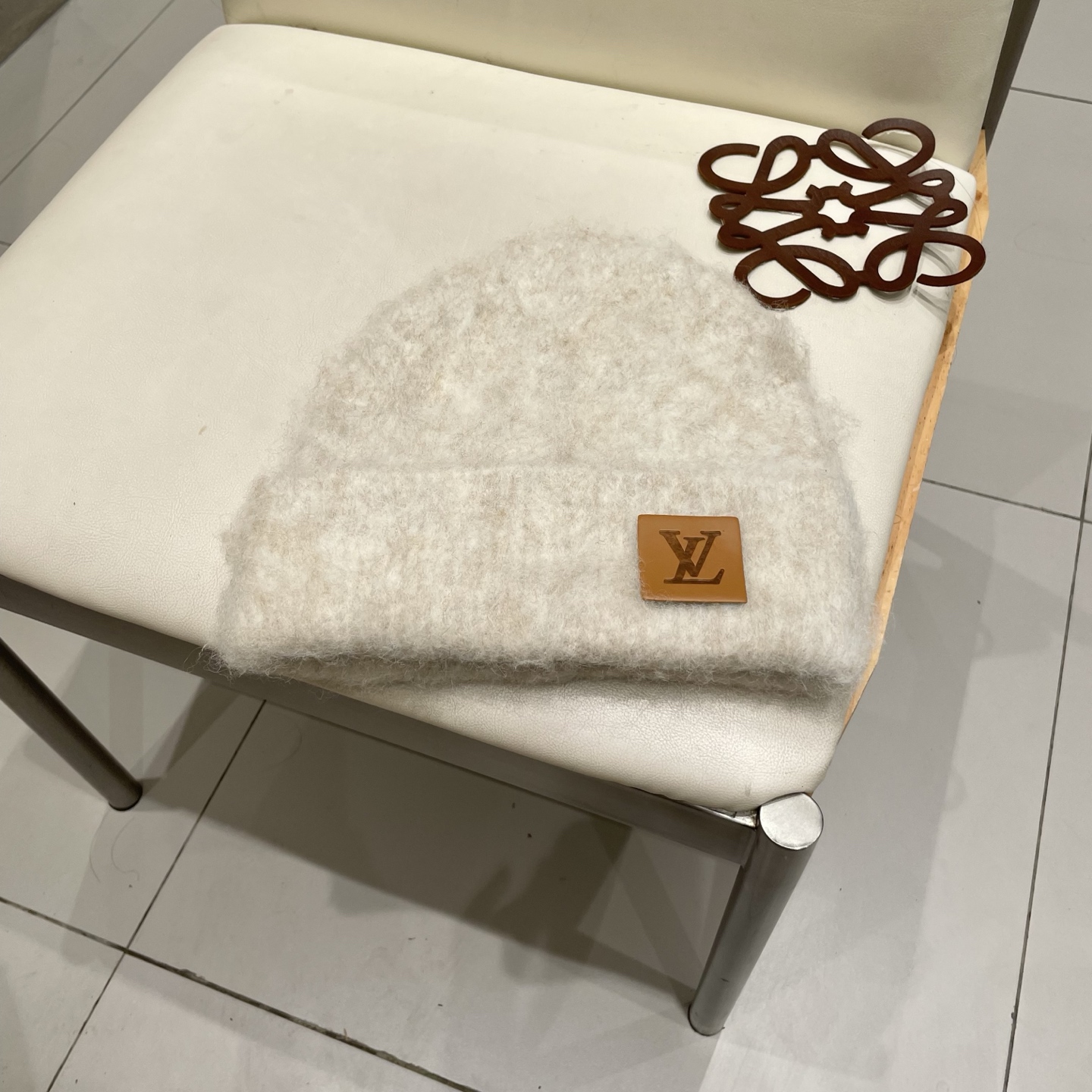 🧢路易威登LouisVuitton😍拉毛软糯针织帽子女冬季毛绒保暖毛线帽白色护耳帽冷帽男