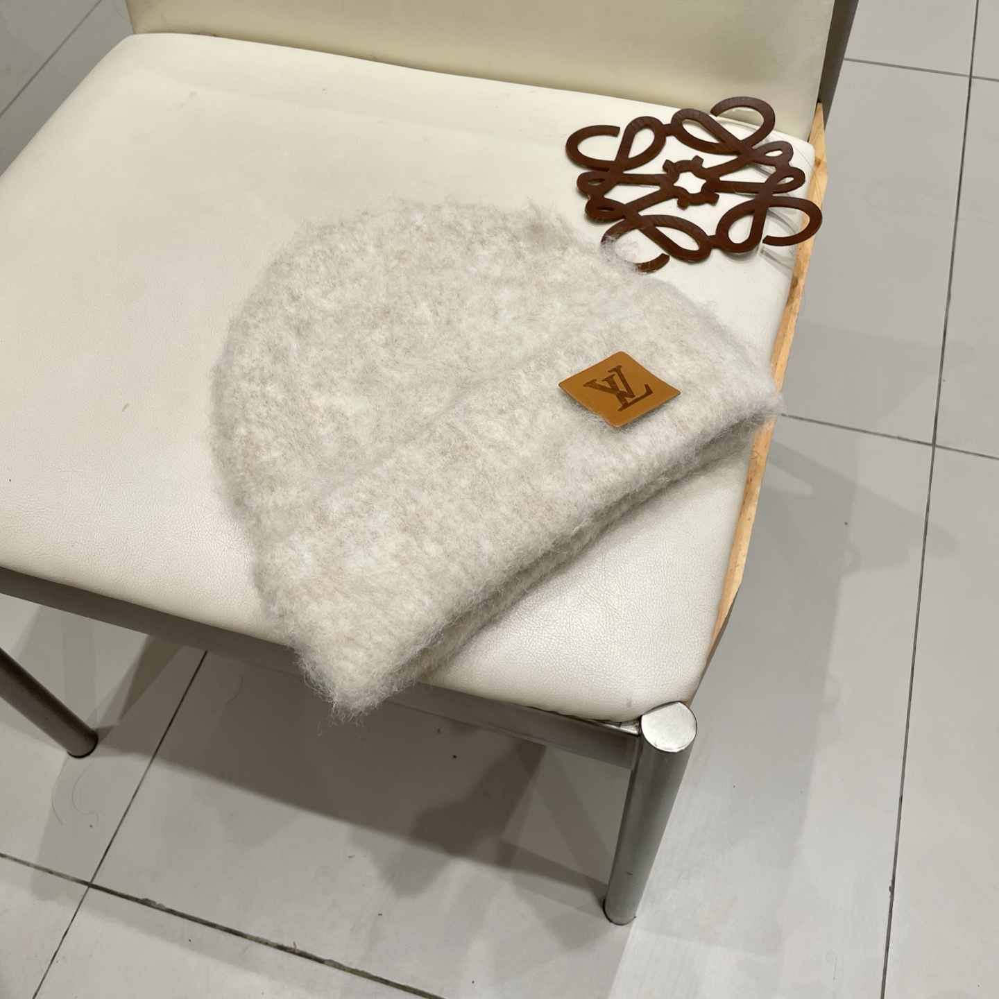 🧢路易威登LouisVuitton😍拉毛软糯针织帽子女冬季毛绒保暖毛线帽白色护耳帽冷帽男