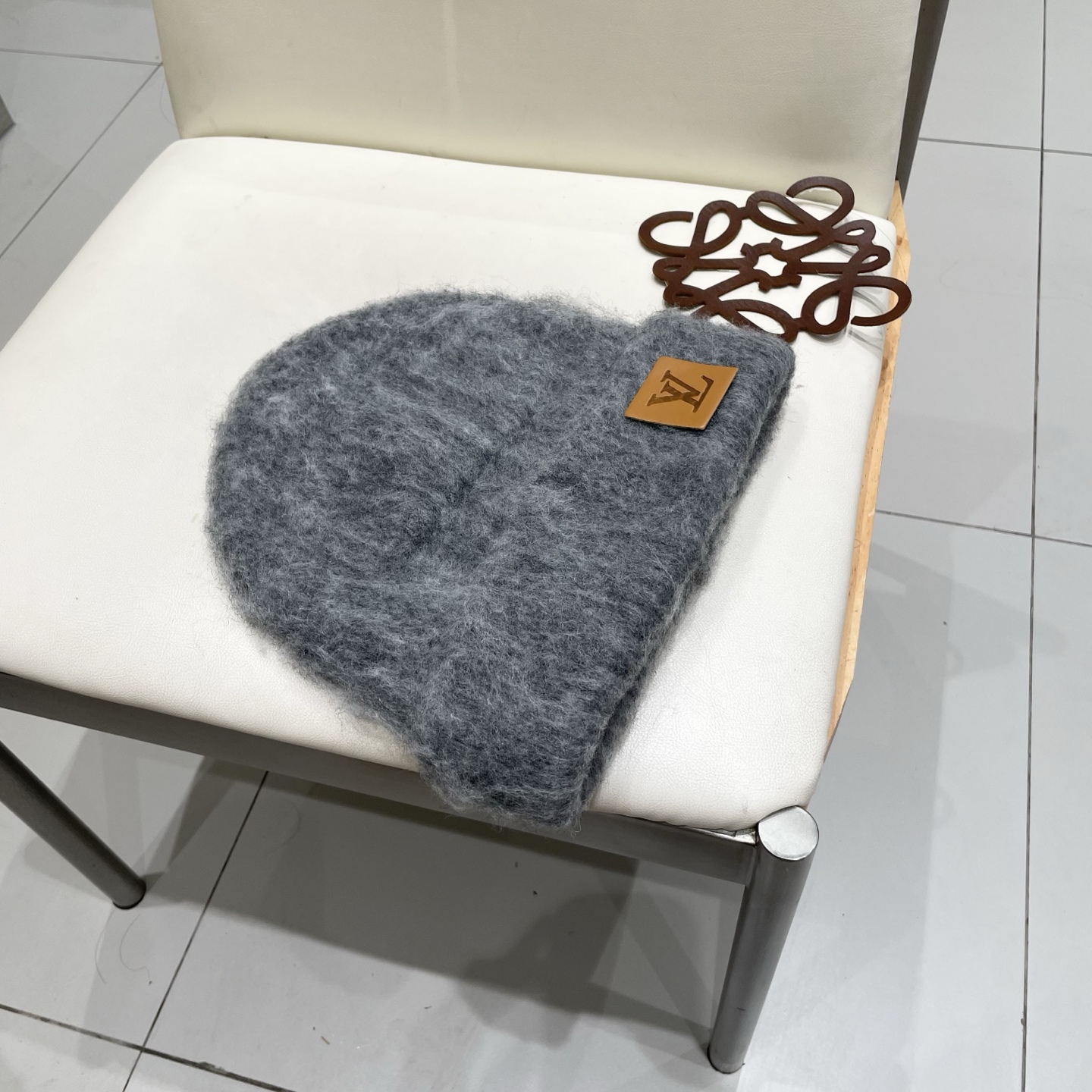 🧢路易威登LouisVuitton😍拉毛软糯针织帽子女冬季毛绒保暖毛线帽白色护耳帽冷帽男