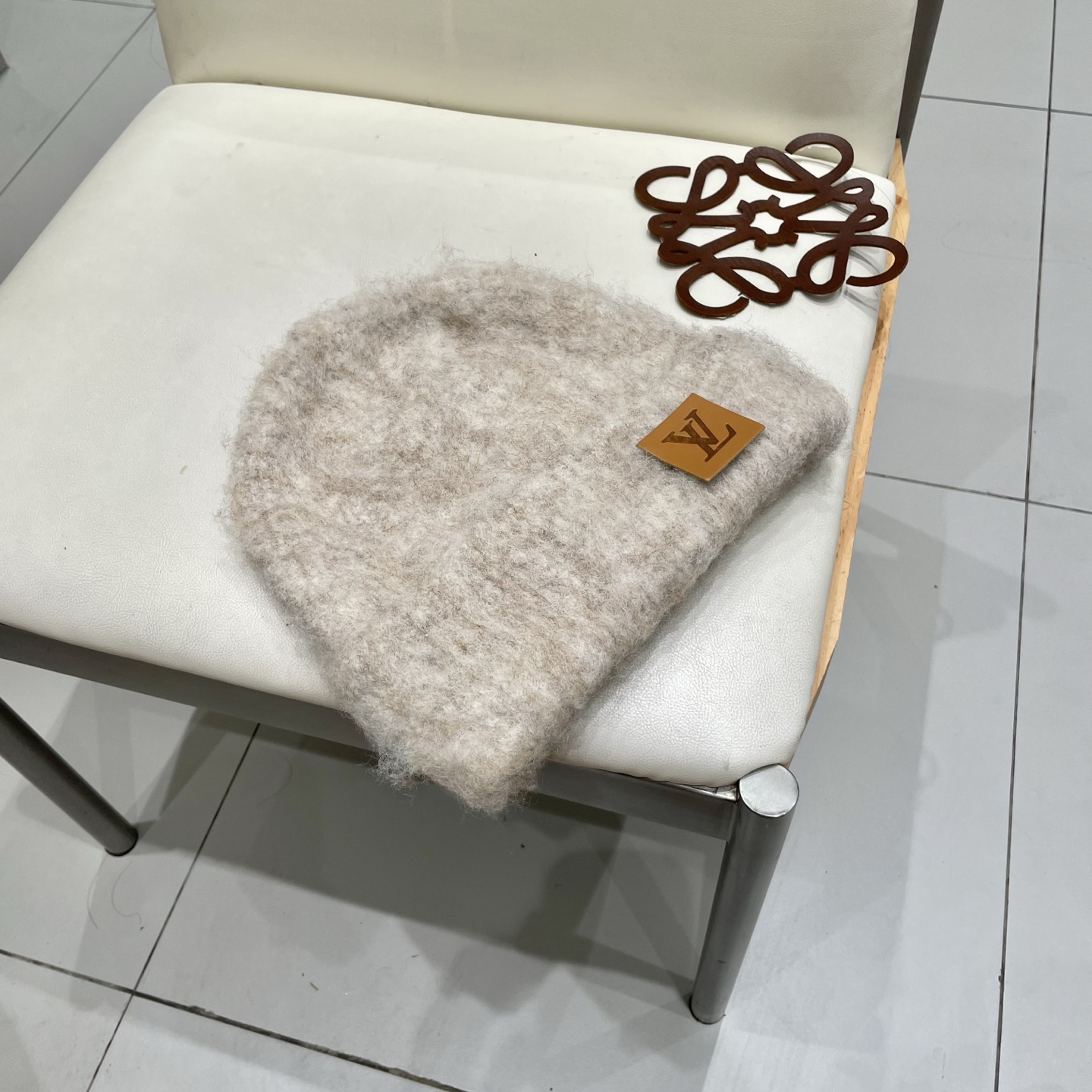 🧢路易威登LouisVuitton😍拉毛软糯针织帽子女冬季毛绒保暖毛线帽白色护耳帽冷帽男