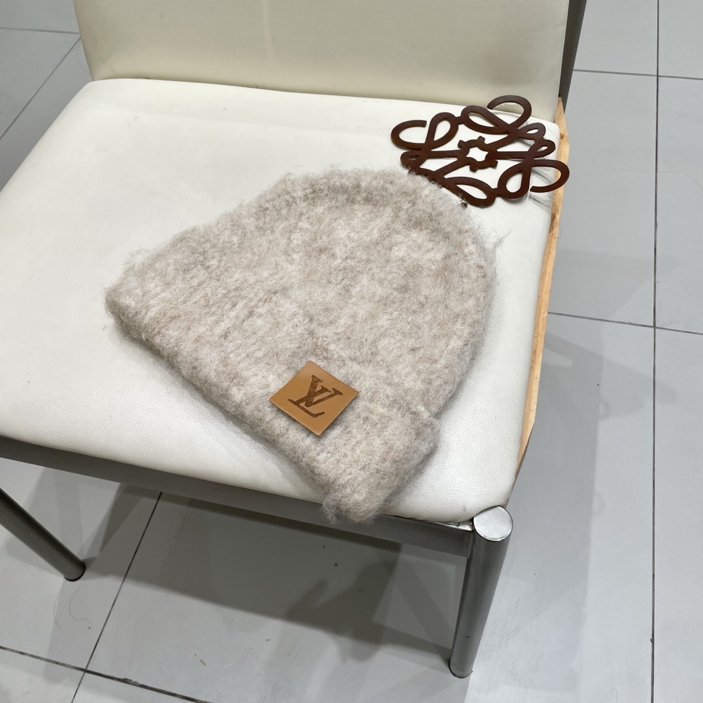 🧢路易威登LouisVuitton😍拉毛软糯针织帽子女冬季毛绒保暖毛线帽白色护耳帽冷帽男