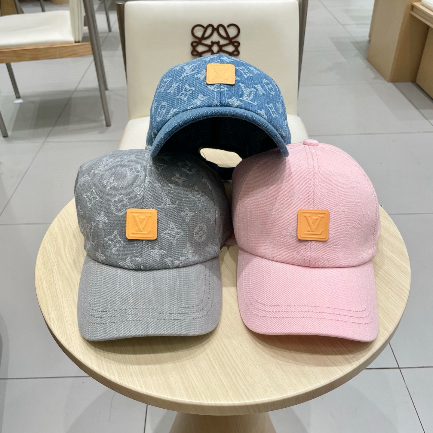  LV路易威登原单牛仔棒球帽🧢轻盈透气。完美版型，独家实物拍摄，男女适