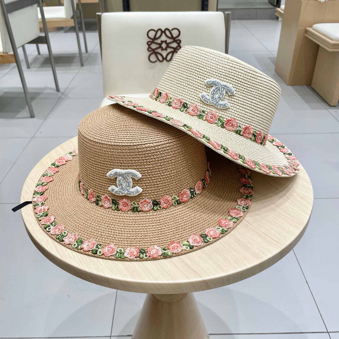  Chanel香奈儿田园风小清新花朵编织草帽平顶太阳帽2025大檐遮阳海边度假防晒帽