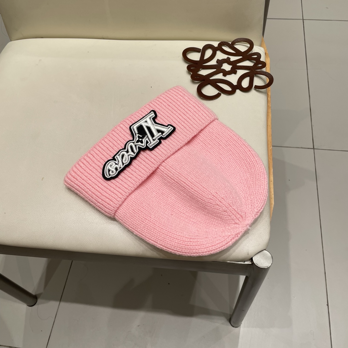  LV 路易威登 2025秋冬新款毛线帽，男女款针织帽，